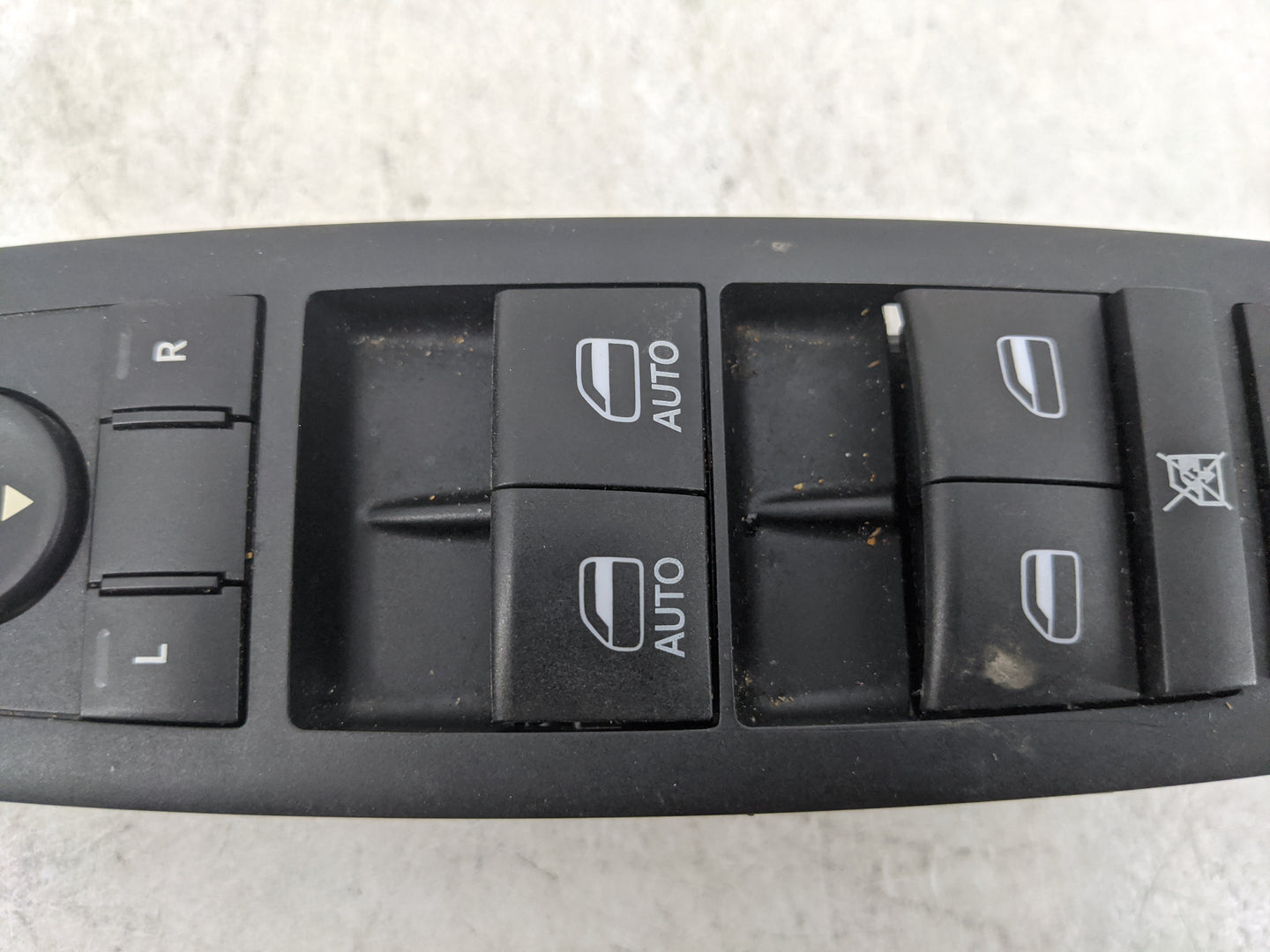 2015-2017 Chrysler 200 Master Power Window Switch Replacement Driver Side Left P/N:68271206AA Fits OEM Used Auto Parts - Oem