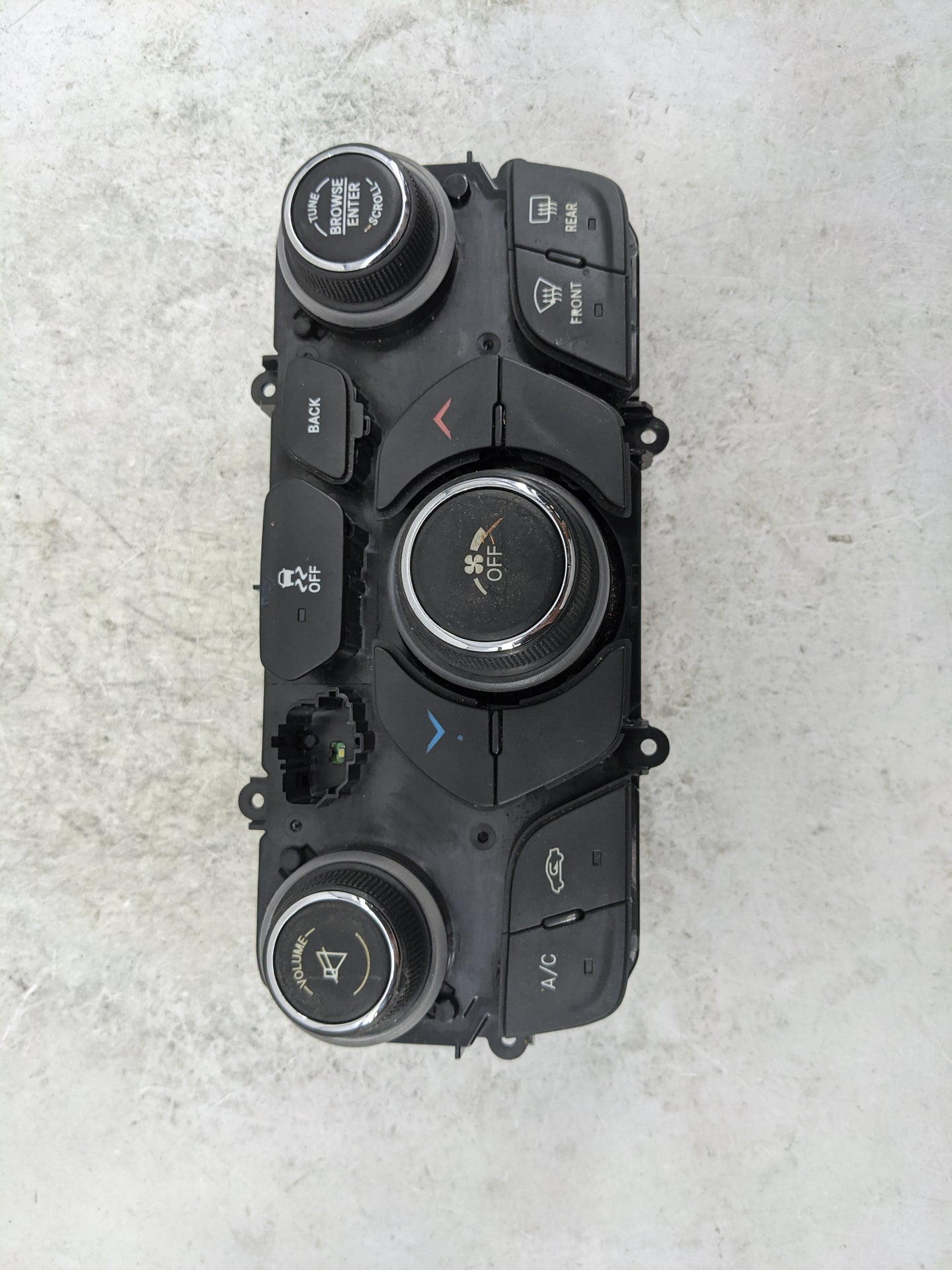 2016-2017 Chrysler 200 Climate Control Module Temperature AC/Heater Replacement P/N:68270693AA 68270693AB Fits Fits 2016 201