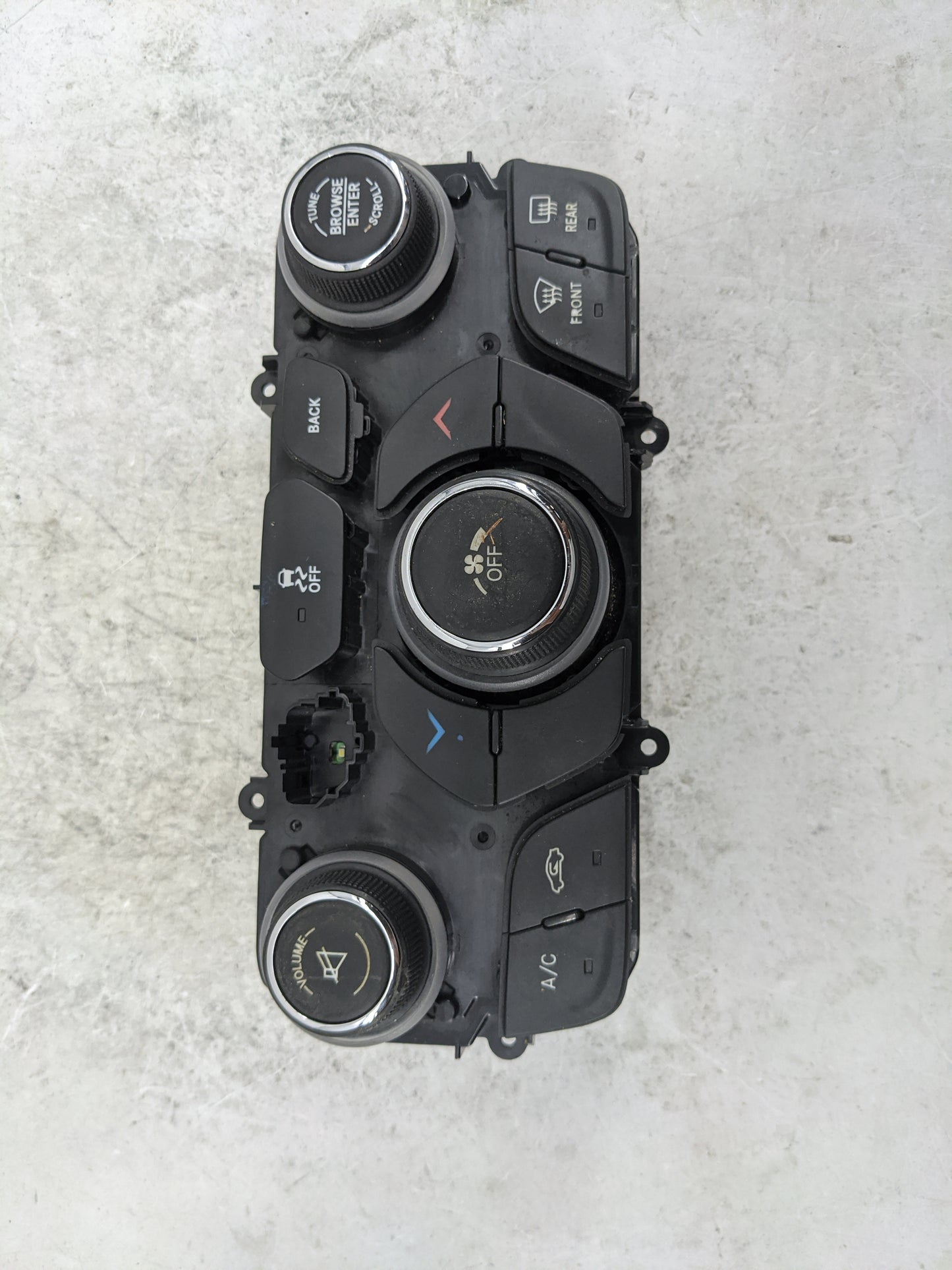 2016-2017 Chrysler 200 Climate Control Module Temperature AC/Heater Replacement P/N:68270693AA 68270693AB Fits Fits 2016 201