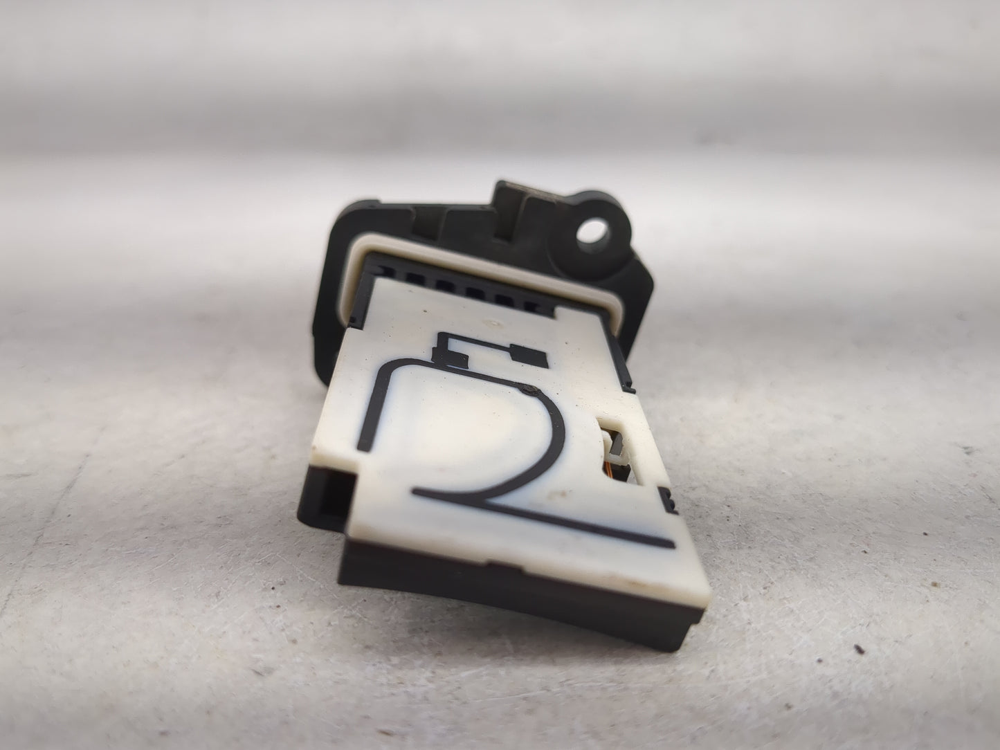 2015-2017 Chrysler 200 Mass Air Flow Meter Maf 1486639 - Oemusedautoparts1.com