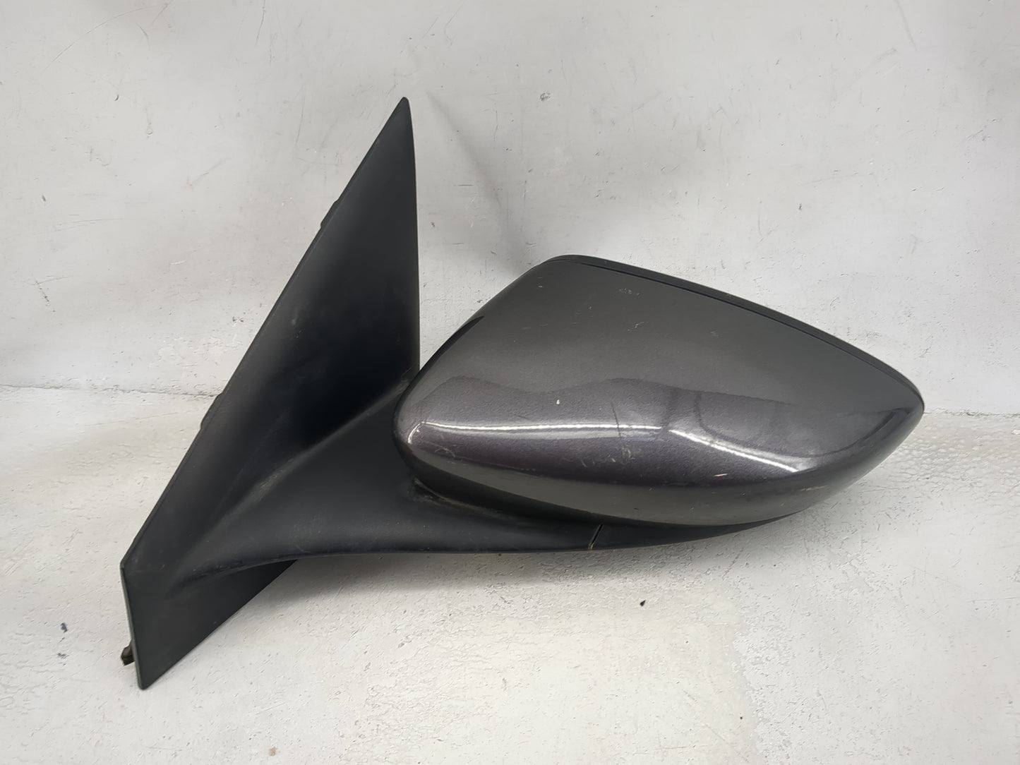 2015-2017 Chrysler 200 Driver Side View Mirror - Left Door Mirror OEM Used - Oemusedautoparts1.com