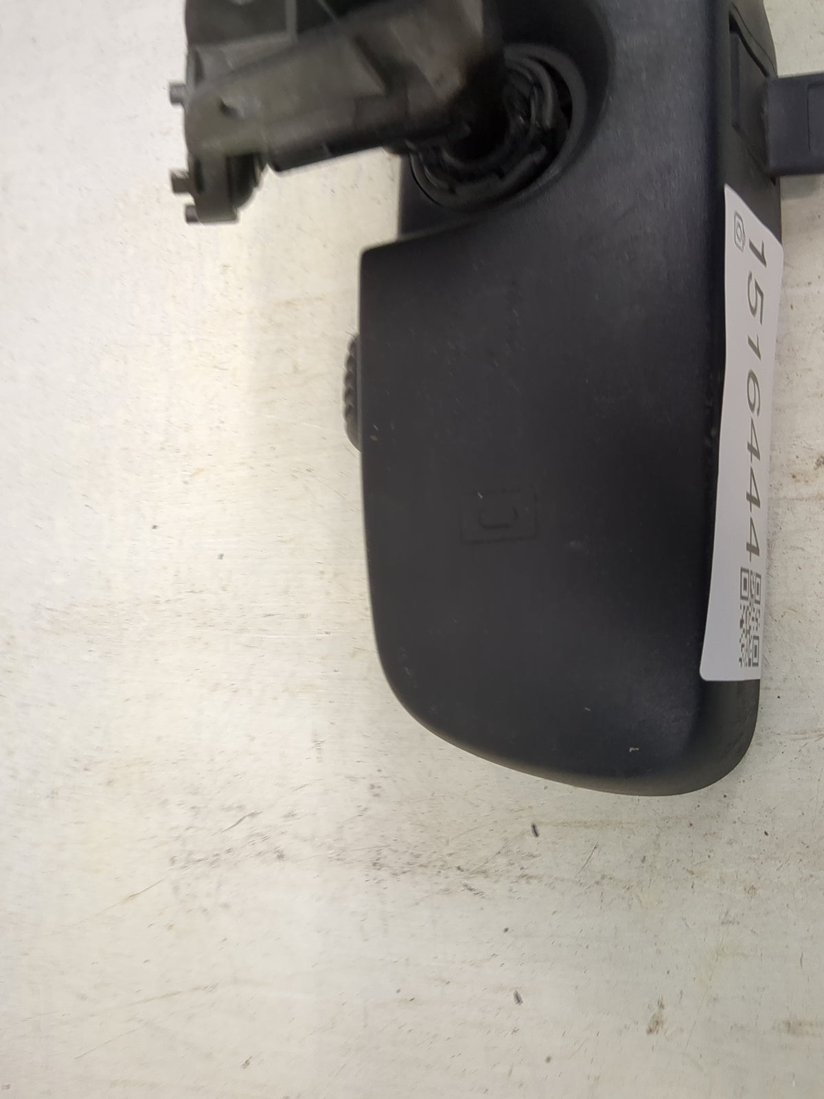2011-2017 Chrysler 200 Interior Rear View Mirror Replacement OEM P/N:E11 028018 Fits OEM Used Auto Parts - Oemusedautoparts1