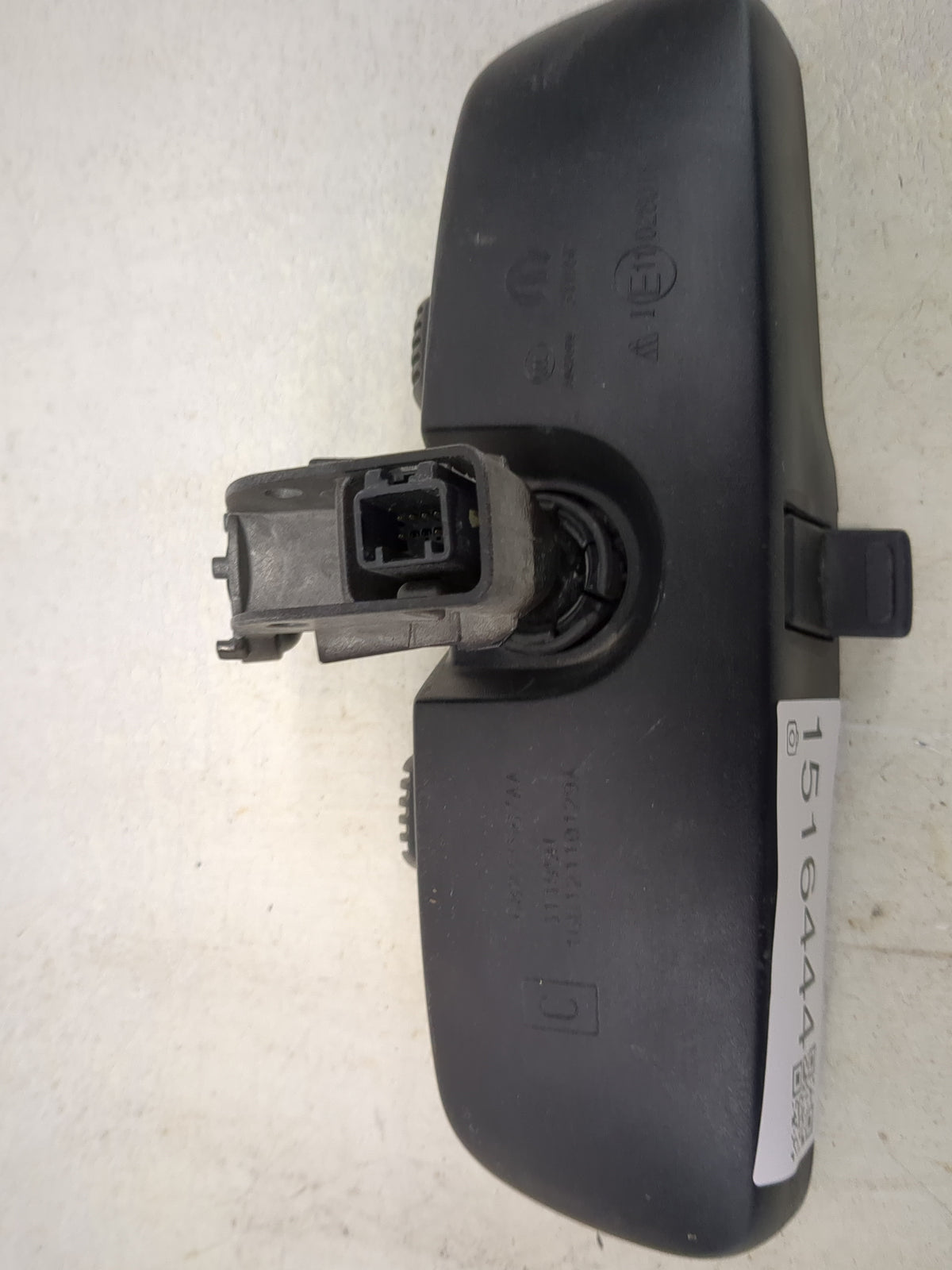 2011-2017 Chrysler 200 Interior Rear View Mirror Replacement OEM P/N:E11 028018 Fits OEM Used Auto Parts - Oemusedautoparts1