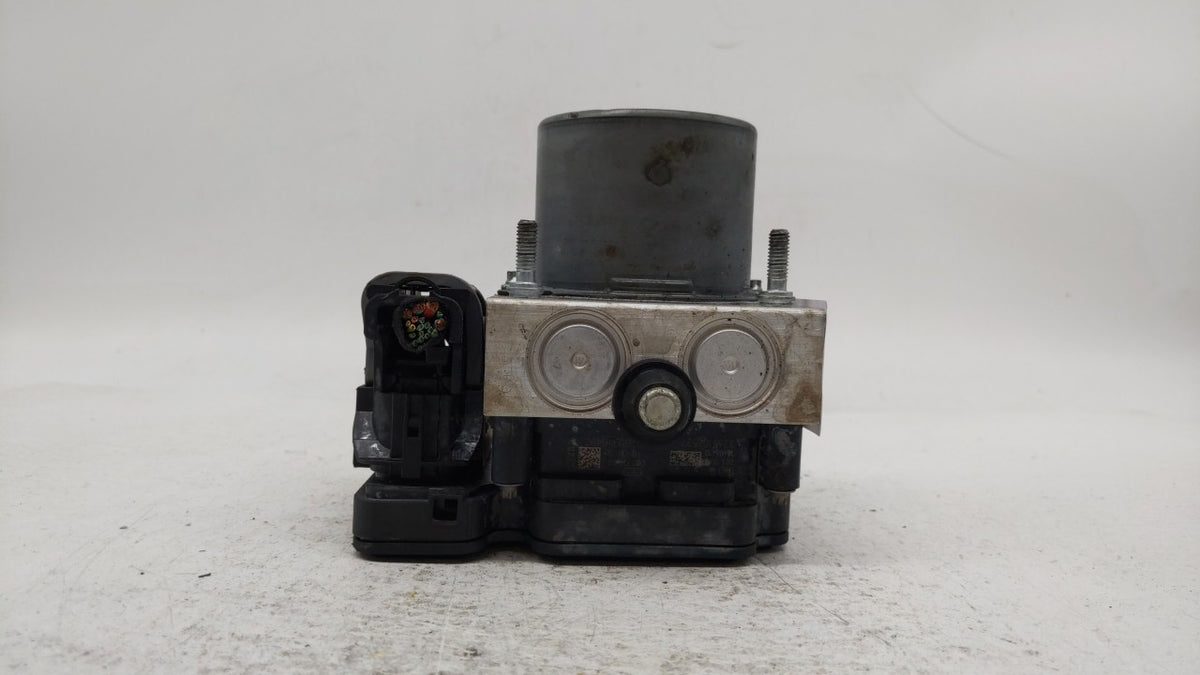 2016 Chrysler 200 Anti-Lock Brake ABS Pump Module Actuator OEM P/N:68267002AC 68293539AB Fits OEM Used Auto Parts - Oemuseda
