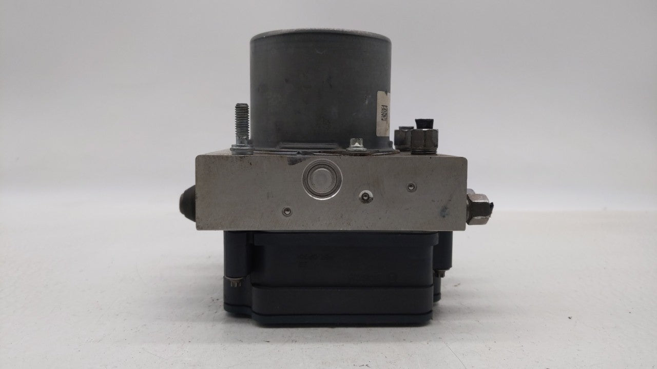 2016 Chrysler 200 ABS Pump Control Module Replacement P/N:68267002AC 68293539AB Fits OEM Used Auto Parts - Oemusedautoparts1