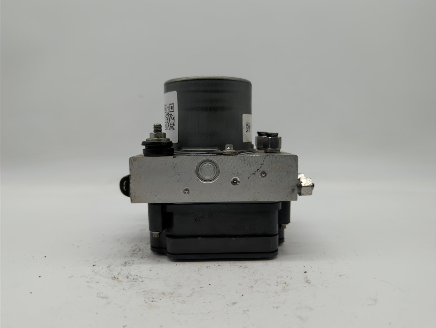 2016 Chrysler 200 ABS Pump Control Module Replacement P/N:68267002AC 68293539AB Fits OEM Used Auto Parts - Oemusedautoparts1