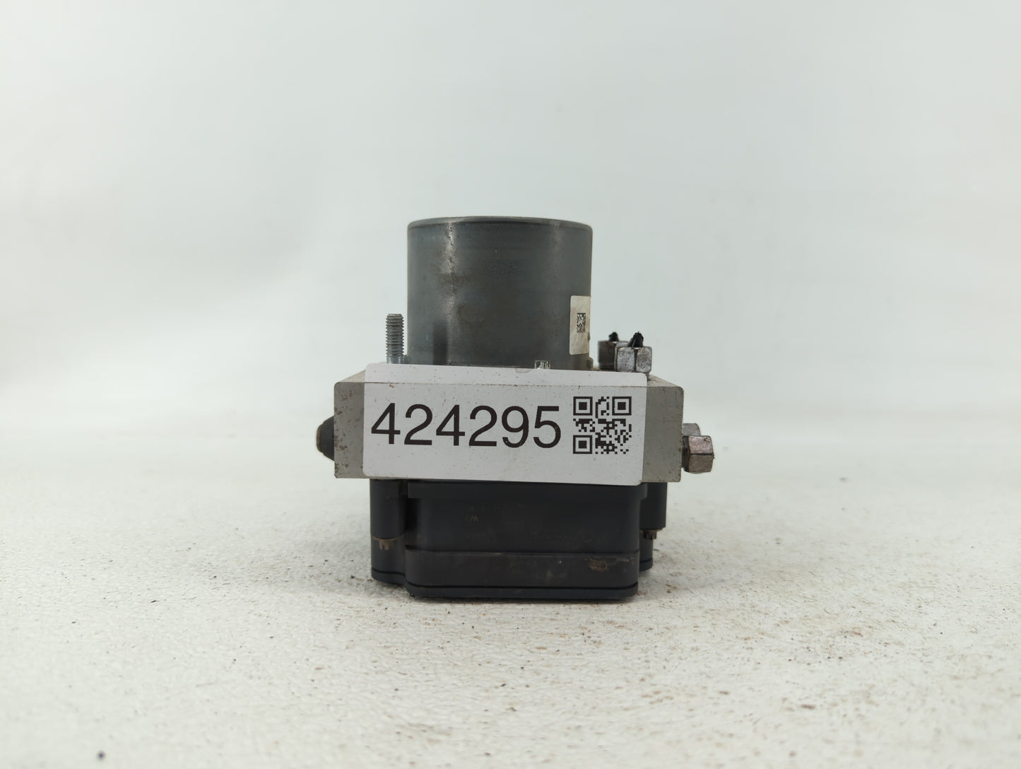 2016 Chrysler 200 ABS Pump Control Module Replacement P/N:68267002AC 68293539AB Fits OEM Used Auto Parts - Oemusedautoparts1