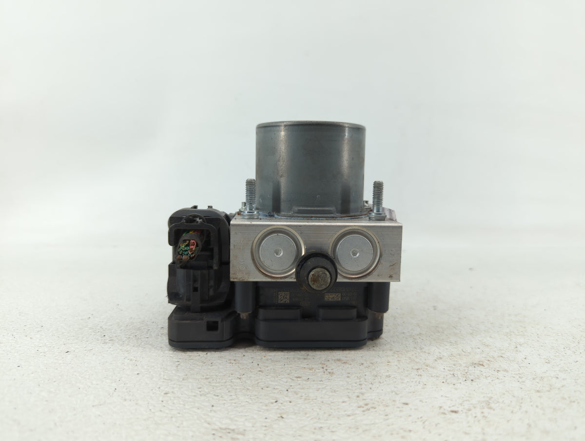 2016 Chrysler 200 Anti-Lock Brake ABS Pump Module Actuator OEM P/N:68267002AC 68293539AB Fits OEM Used Auto Parts - Oemuseda