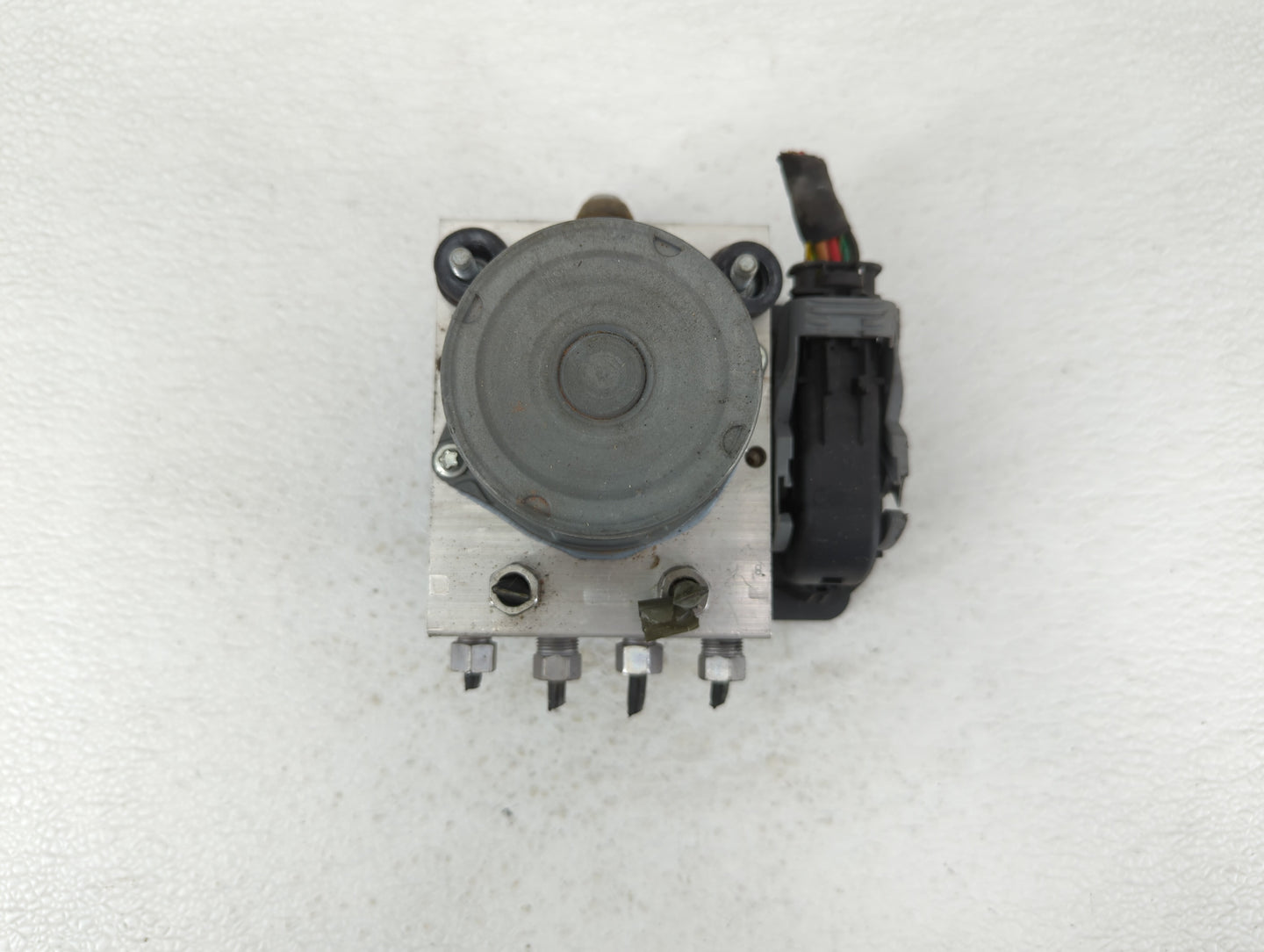 2016 Chrysler 200 ABS Pump Control Module Replacement P/N:68267002AC 68293539AB Fits OEM Used Auto Parts - Oemusedautoparts1