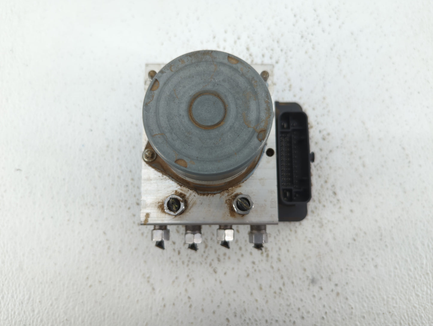 2016 Chrysler 200 ABS Pump Control Module Replacement P/N:P68267002AC 68267002AC, 68293539AB Fits OEM Used Auto Parts - Oemu