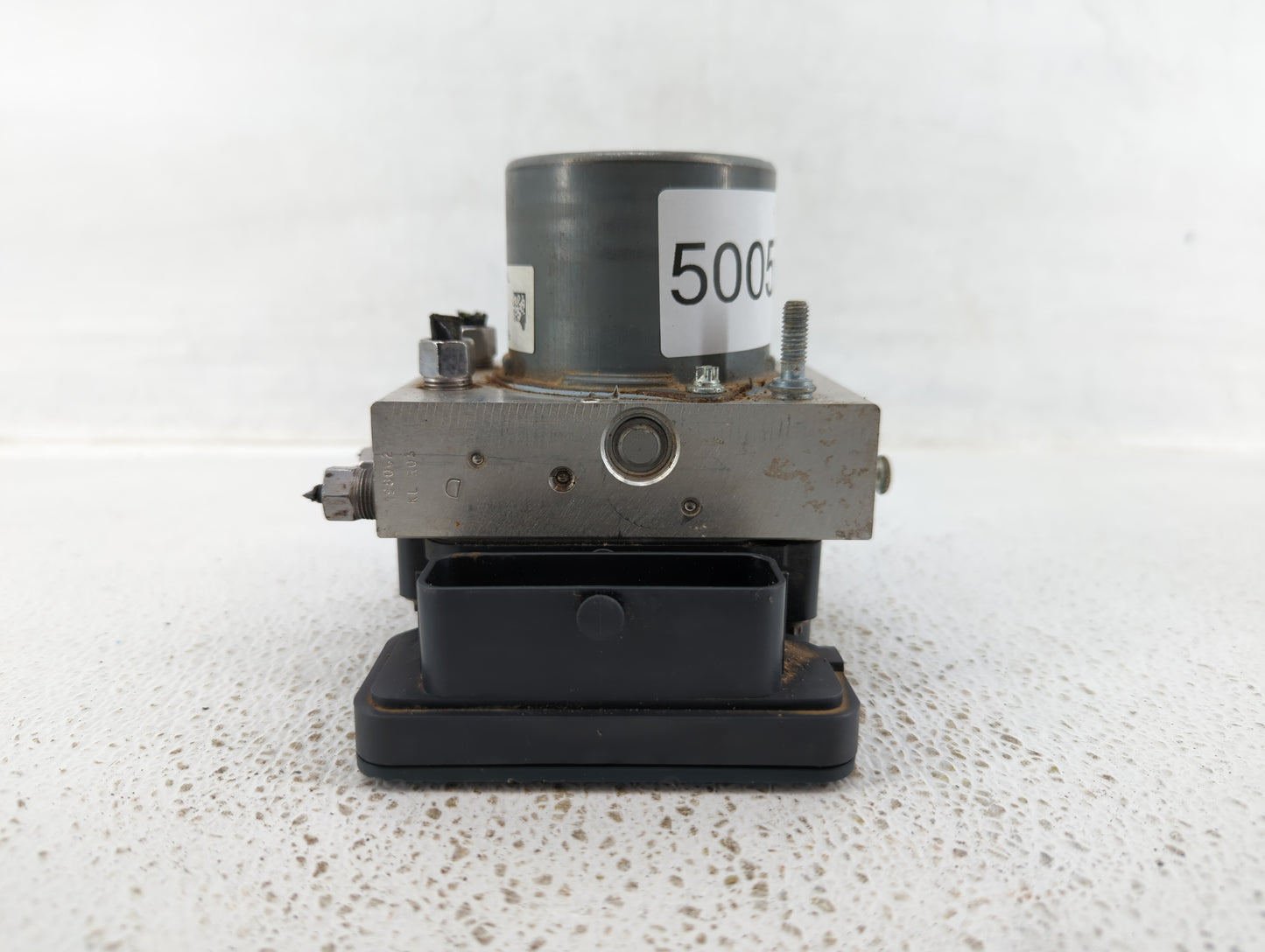 2016 Chrysler 200 ABS Pump Control Module Replacement P/N:P68267002AC 68267002AC, 68293539AB Fits OEM Used Auto Parts - Oemu