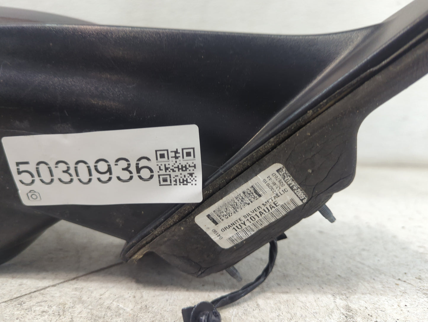 2016 Chrysler 200 Passenger Side View Mirror - Right Door Mirror OEM Used - Oemusedautoparts1.com