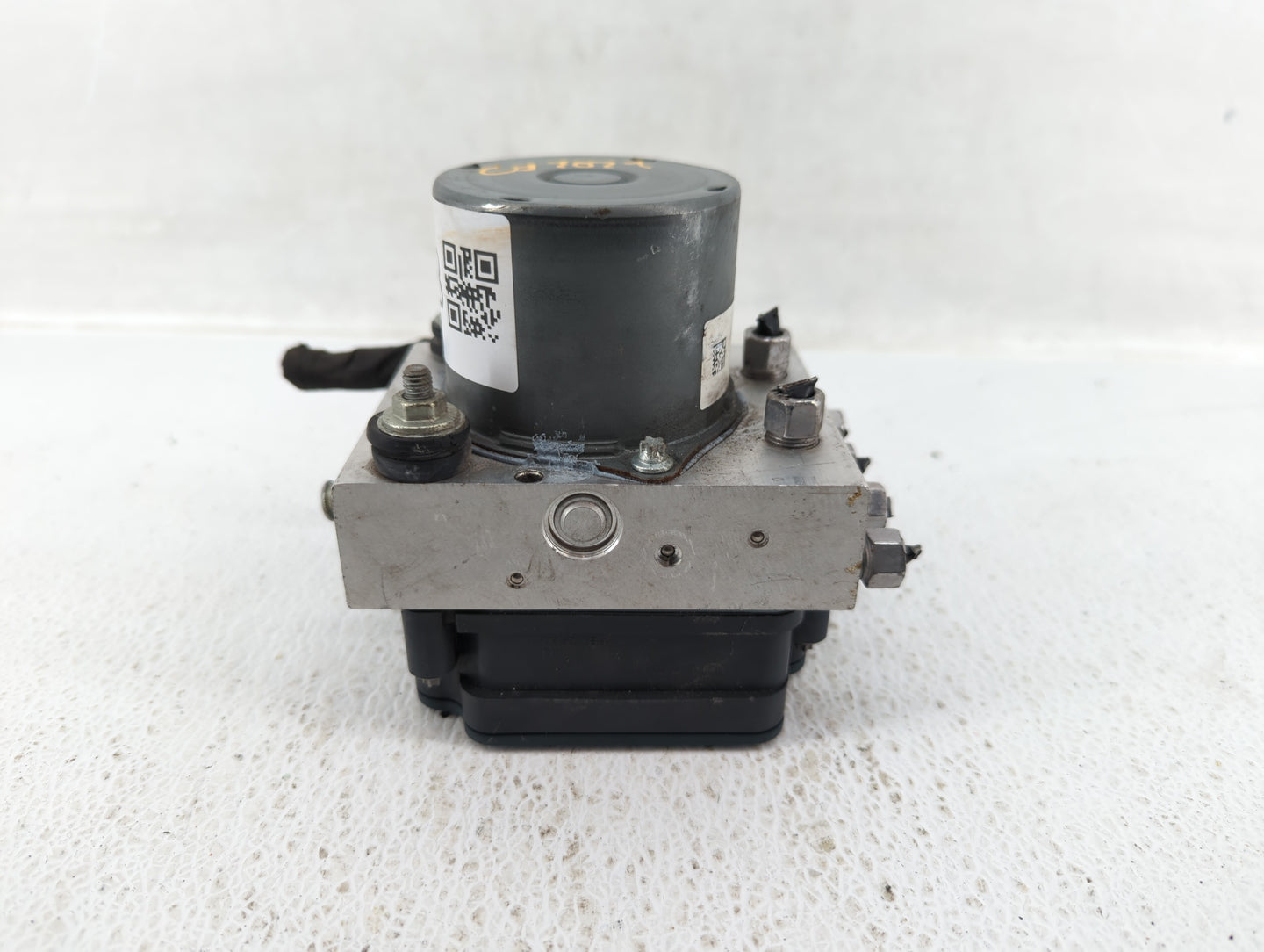 2016 Chrysler 200 ABS Pump Control Module Replacement P/N:P68267002AC Fits OEM Used Auto Parts - Oemusedautoparts1.com