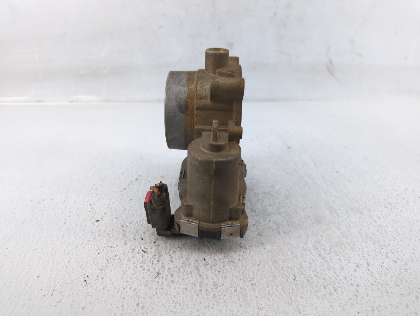 2015-2017 Chrysler 200 Throttle Body P/N:04891970AB Fits Fits 2014 2015 2016 2017 2018 2019 2020 2021 2022 OEM Used Auto Par