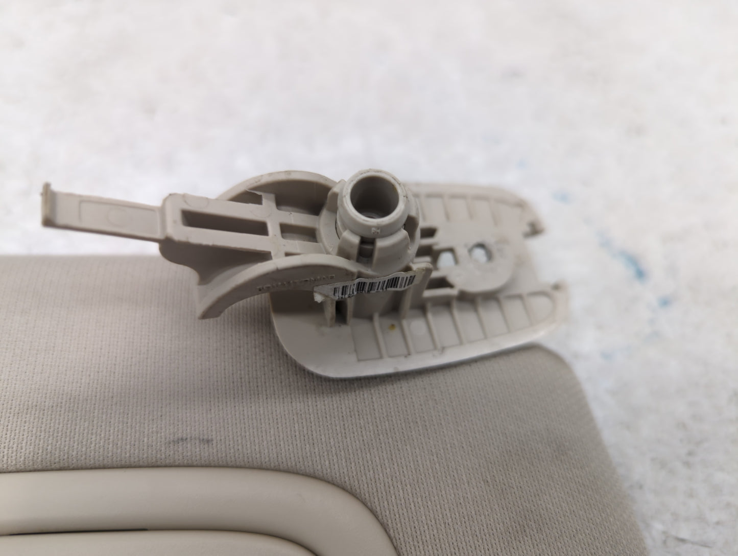 2016-2017 Chrysler 200 Sun Visor Shade Replacement Passenger Right Mirror Fits Fits 2016 2017 OEM Used Auto Parts - Oemuseda