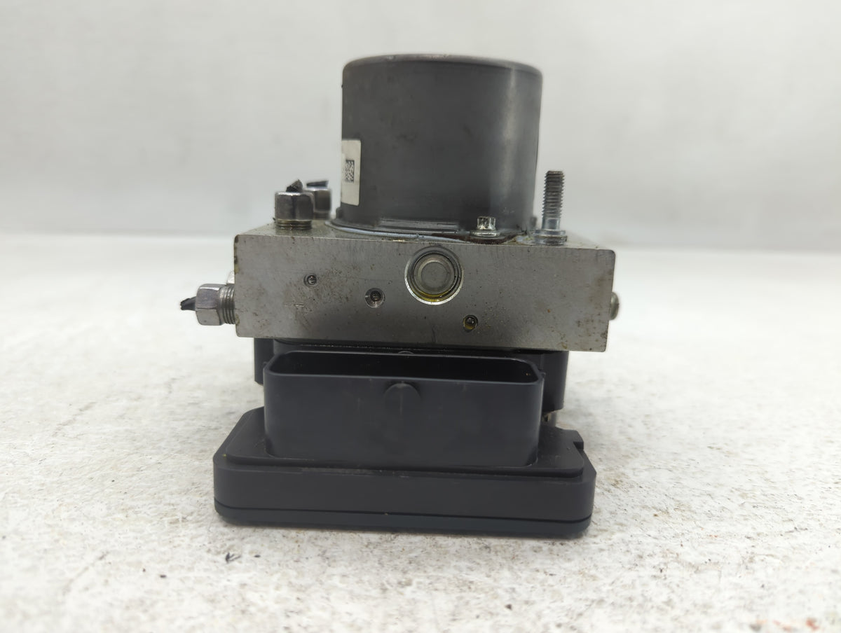 2016 Chrysler 200 Anti-Lock Brake ABS Pump Module Actuator OEM P/N:68267002AC Fits OEM Used Auto Parts - Oemusedautoparts1.c