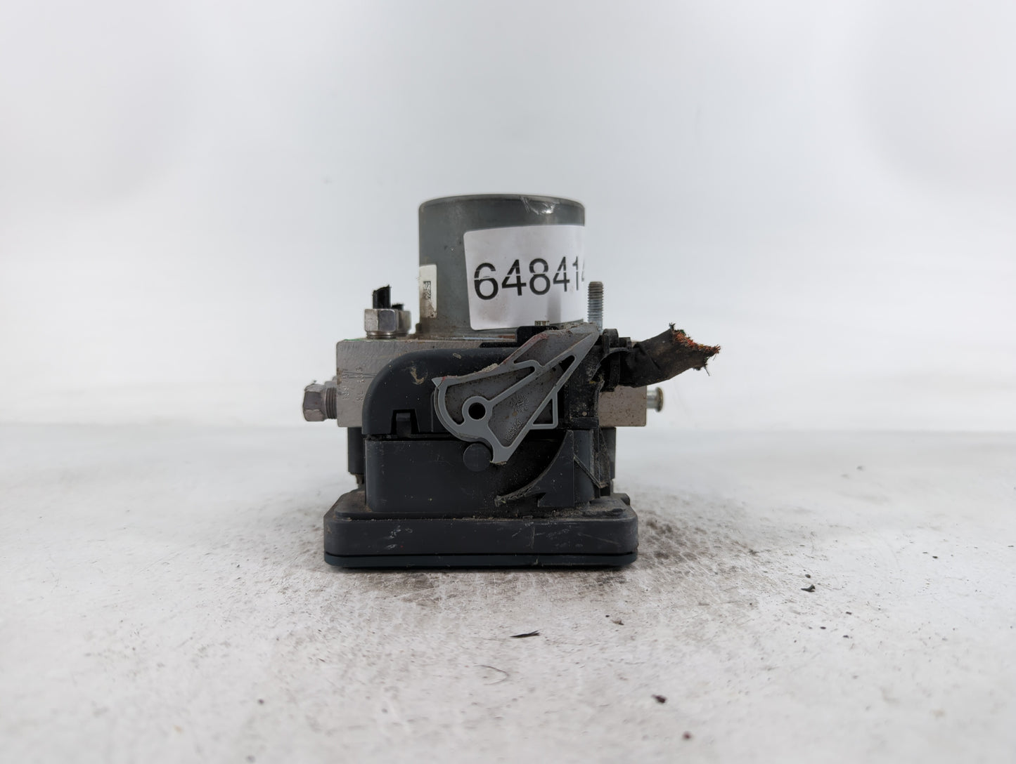 2016 Chrysler 200 ABS Pump Control Module Replacement P/N:P68267002AC Fits OEM Used Auto Parts - Oemusedautoparts1.com