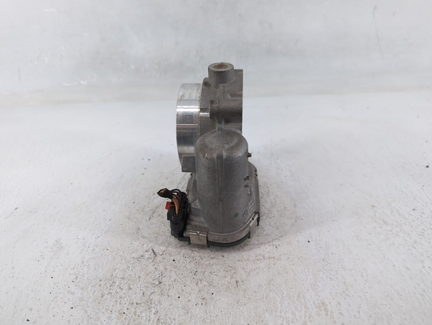 2011-2017 Chrysler 200 Throttle Body P/N:0 280 750 570 05184349AC Fits OEM Used Auto Parts - Oemusedautoparts1.com