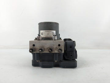 2016 Chrysler 200 ABS Pump Control Module Replacement P/N:P68267002AC Fits OEM Used Auto Parts - Oemusedautoparts1.com