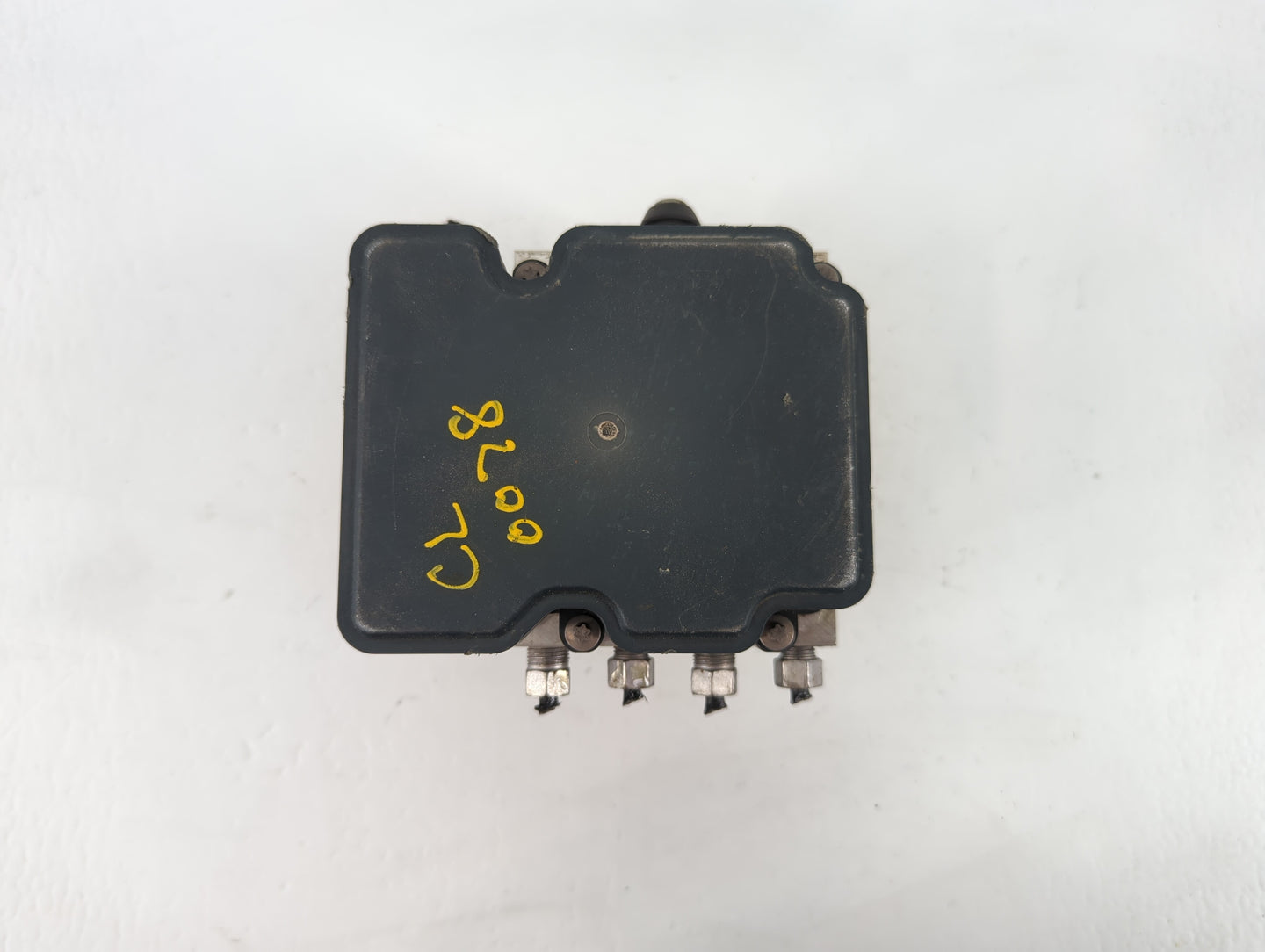 2016 Chrysler 200 ABS Pump Control Module Replacement P/N:P68267002AC Fits OEM Used Auto Parts - Oemusedautoparts1.com