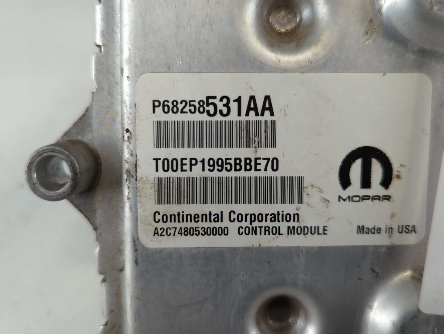 2016-2017 Chrysler 200 PCM Engine Control Computer ECU ECM PCU OEM P/N:P68258531AA Fits Fits 2016 2017 OEM Used Auto Parts -
