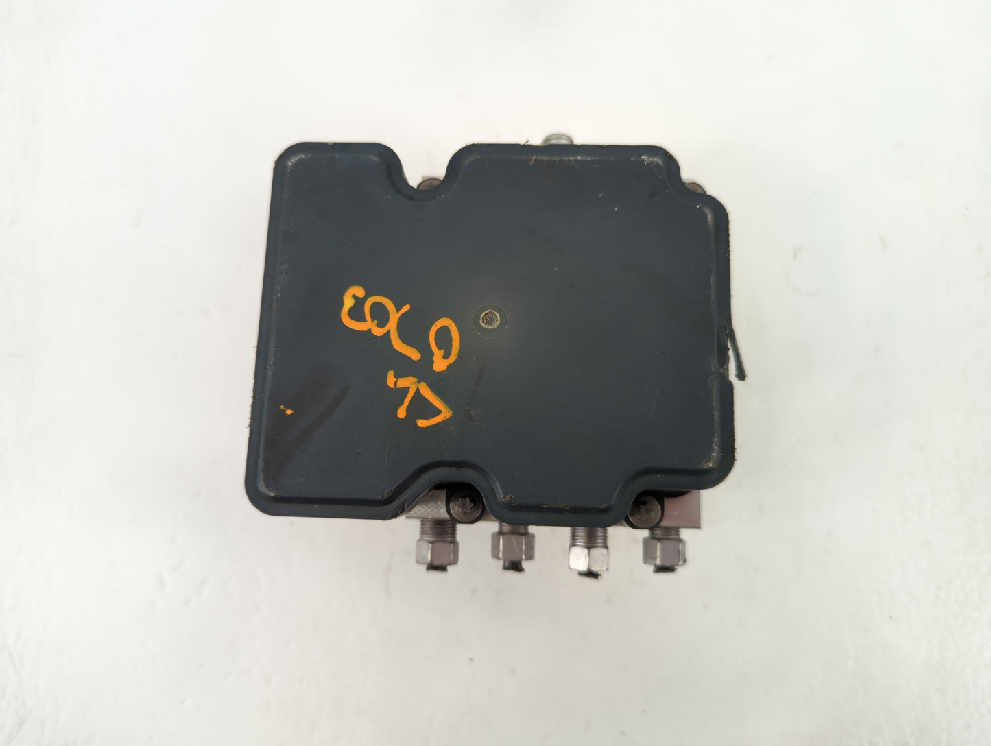2016 Chrysler 200 ABS Pump Control Module Replacement P/N:68267002AC Fits OEM Used Auto Parts - Oemusedautoparts1.com