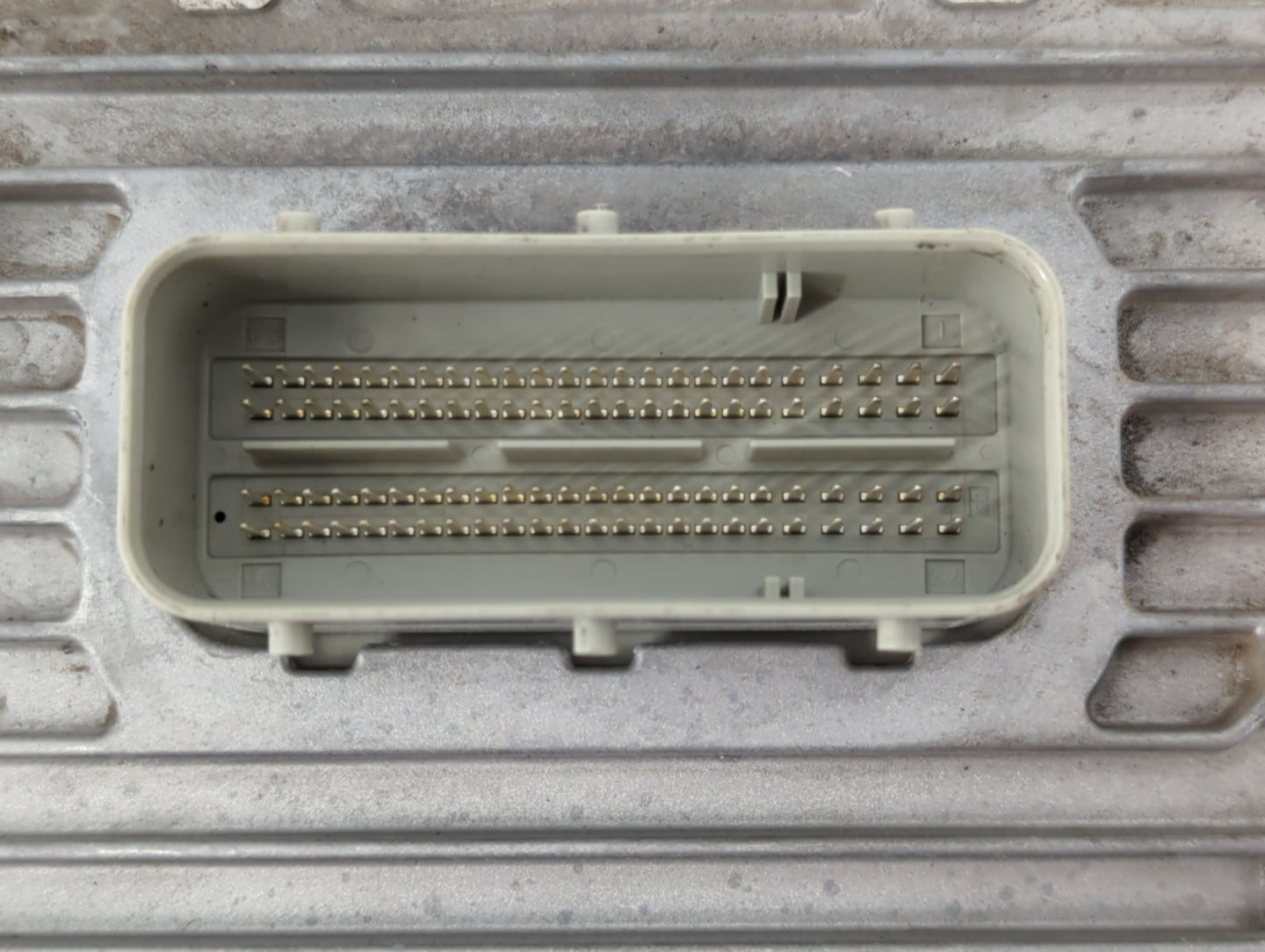 2016-2017 Chrysler 200 PCM Engine Control Computer ECU ECM PCU OEM P/N:5749740 P68259137AA Fits Fits 2016 2017 OEM Used Auto