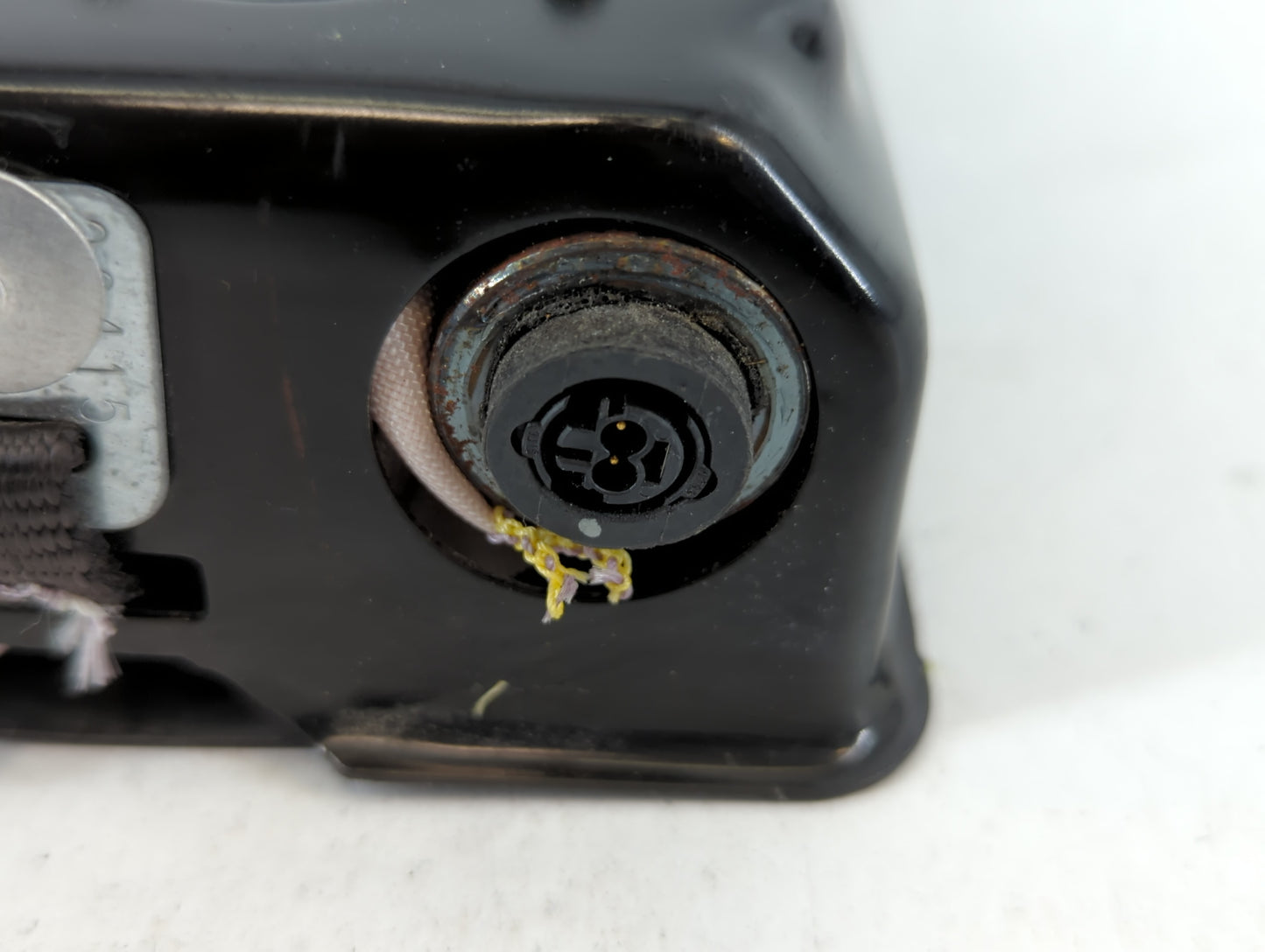 2015-2017 Chrysler 200 Air Bag Driver Left Knee OEM P/N:P68148438AC Fits Fits 2015 2016 2017 OEM Used Auto Parts - Oemusedau