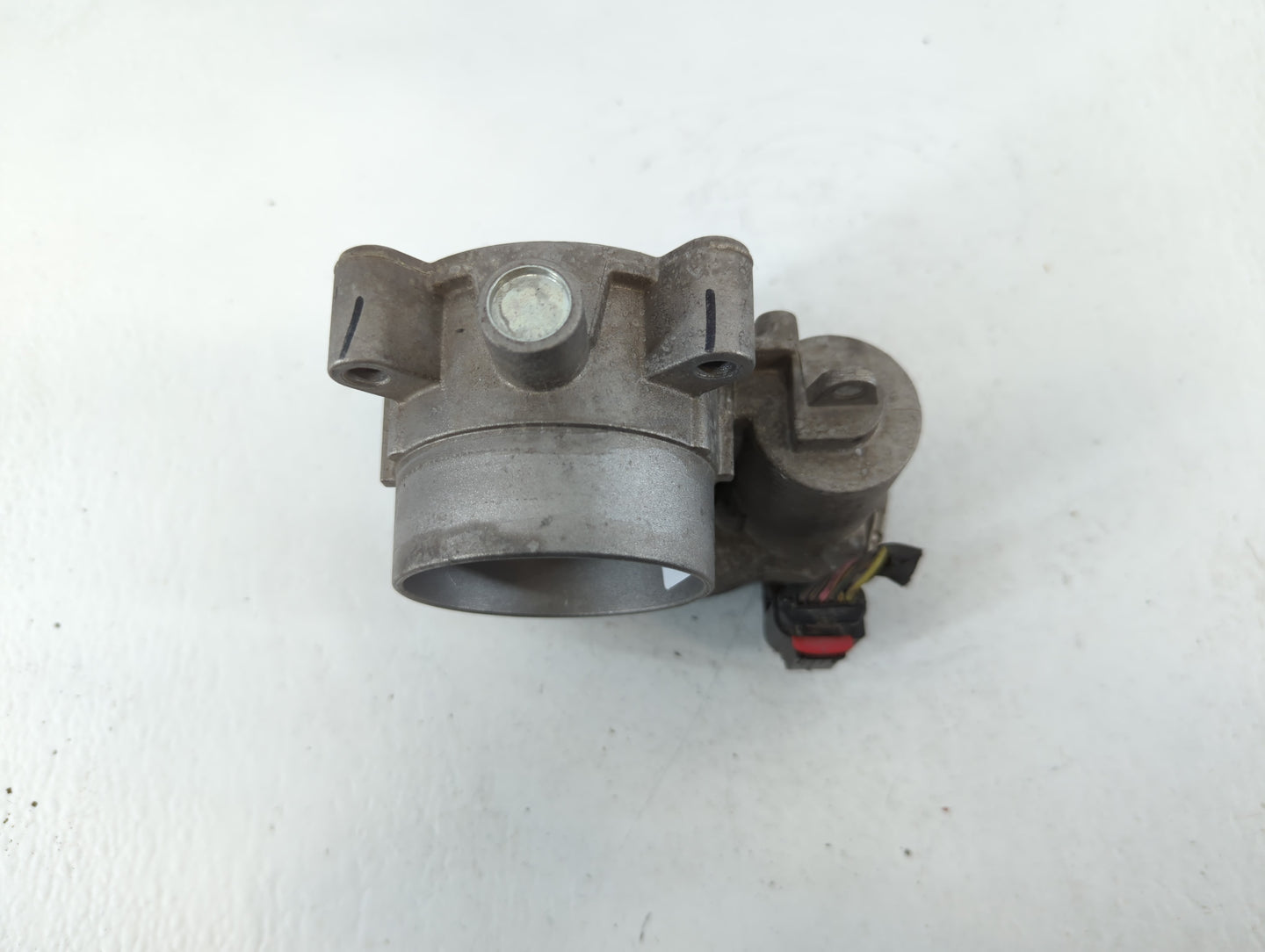 2015-2017 Chrysler 200 Throttle Body P/N:04891970AB Fits Fits 2014 2015 2016 2017 2018 2019 2020 2021 2022 OEM Used Auto Par