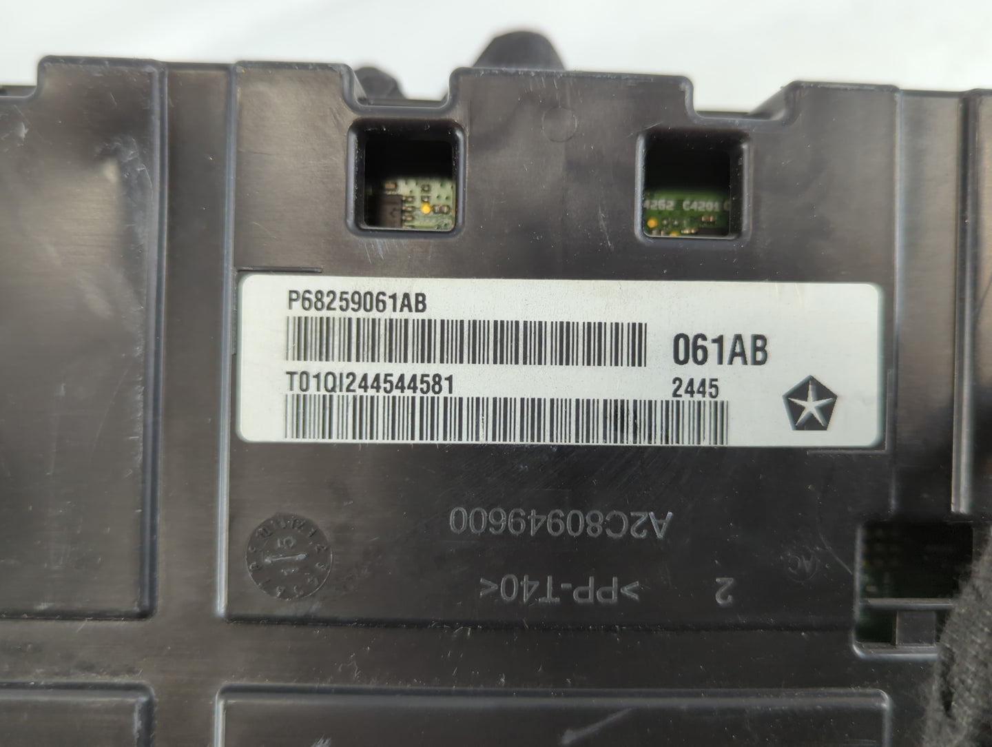 2016 Chrysler 200 Instrument Cluster Speedometer Gauges P/N:P68259061AB Fits OEM Used Auto Parts - Oemusedautoparts1.com