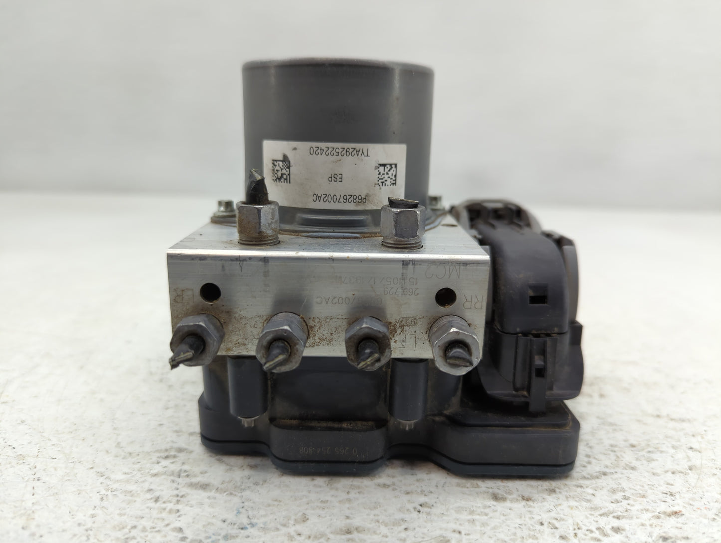 2016 Chrysler 200 ABS Pump Control Module Replacement P/N:P68267002AC Fits OEM Used Auto Parts - Oemusedautoparts1.com