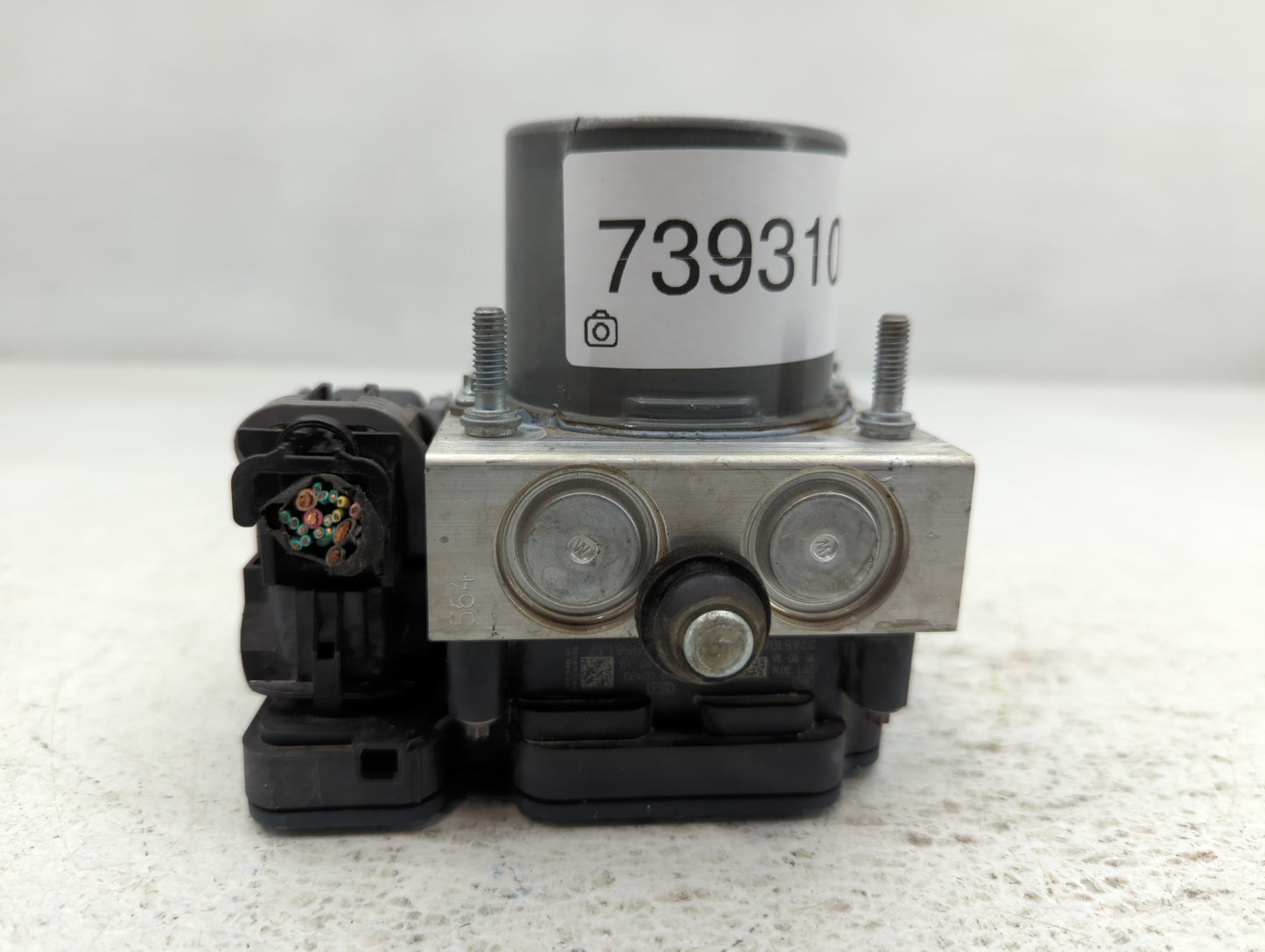2016 Chrysler 200 ABS Pump Control Module Replacement P/N:P68267002AC Fits OEM Used Auto Parts - Oemusedautoparts1.com