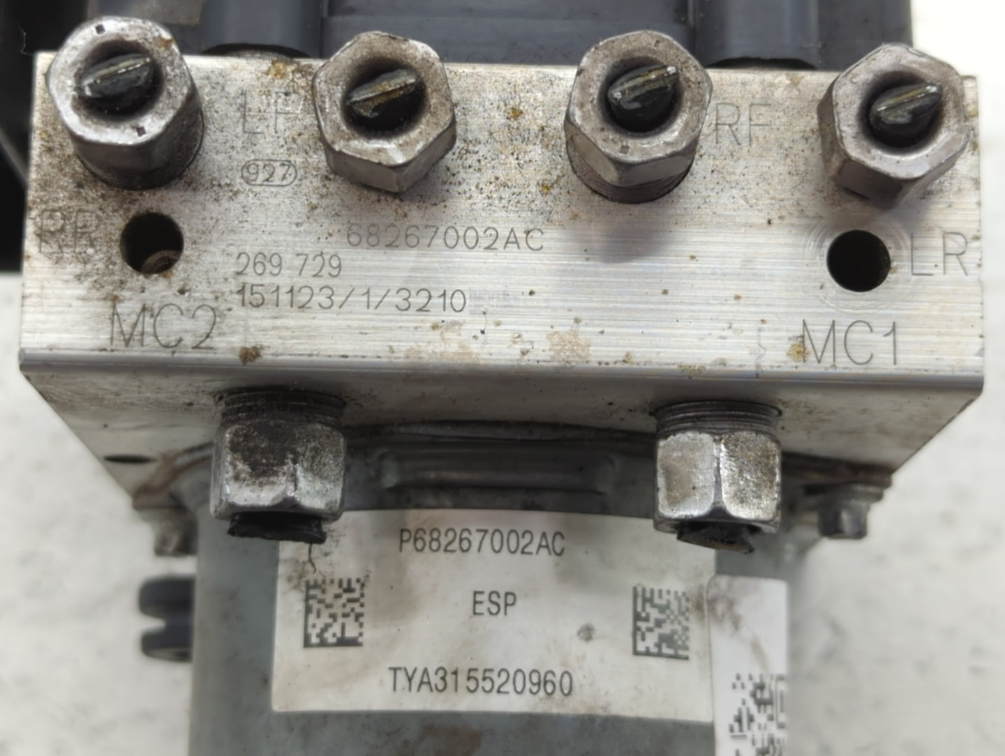 2016 Chrysler 200 ABS Pump Control Module Replacement P/N:68267002AC Fits OEM Used Auto Parts - Oemusedautoparts1.com
