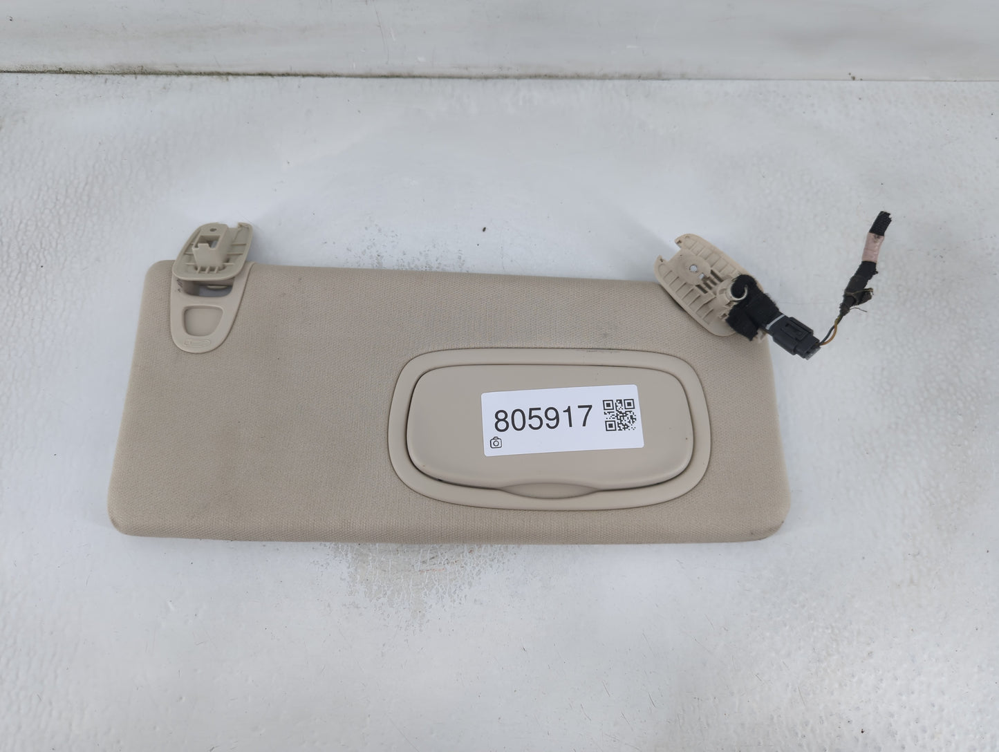 2016-2017 Chrysler 200 Sun Visor Shade Replacement Passenger Right Mirror Fits Fits 2016 2017 OEM Used Auto Parts - Oemuseda