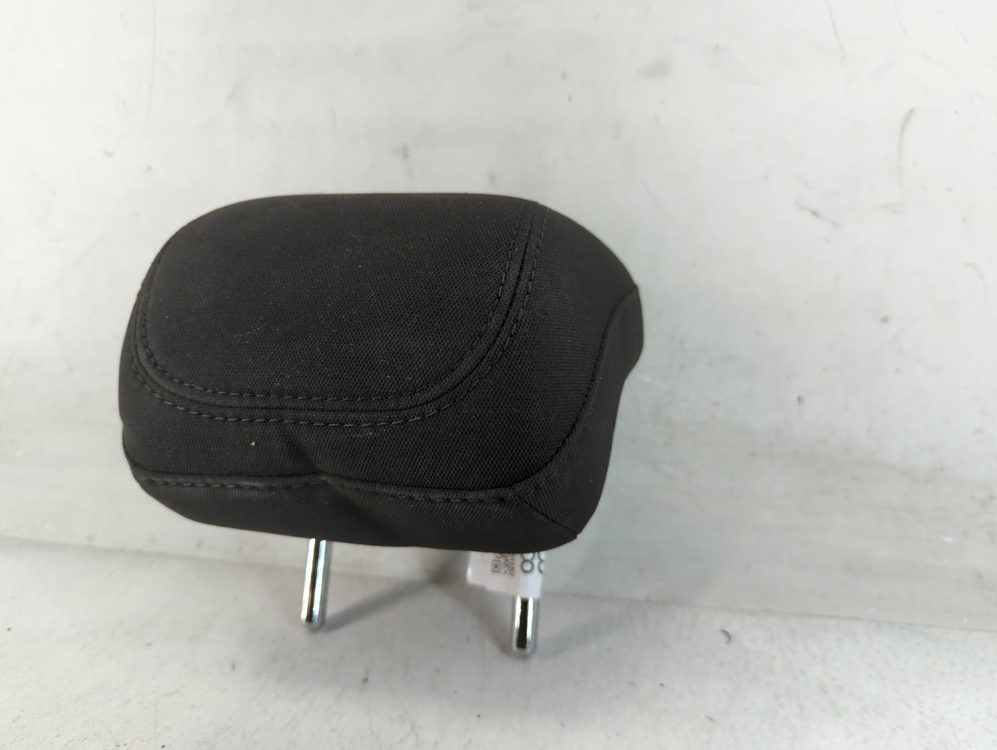 2016 Chrysler 200 Headrest Head Rest Rear Center Seat Fits OEM Used Auto Parts - Oemusedautoparts1.com