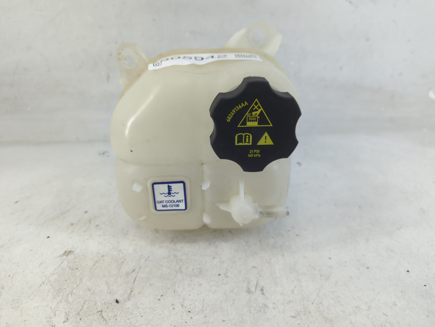 2015-2017 Chrysler 200 Radiator Coolant Overflow Expansion Tank Bottle 805942 - Oemusedautoparts1.com