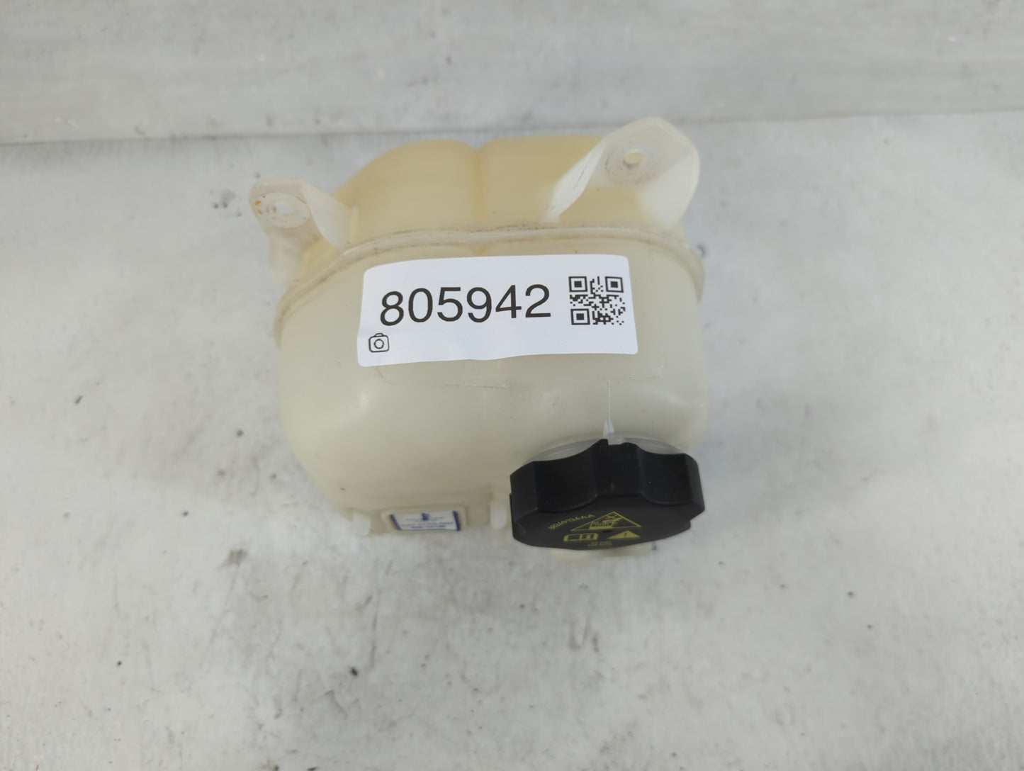 2015-2017 Chrysler 200 Radiator Coolant Overflow Expansion Tank Bottle 805942 - Oemusedautoparts1.com