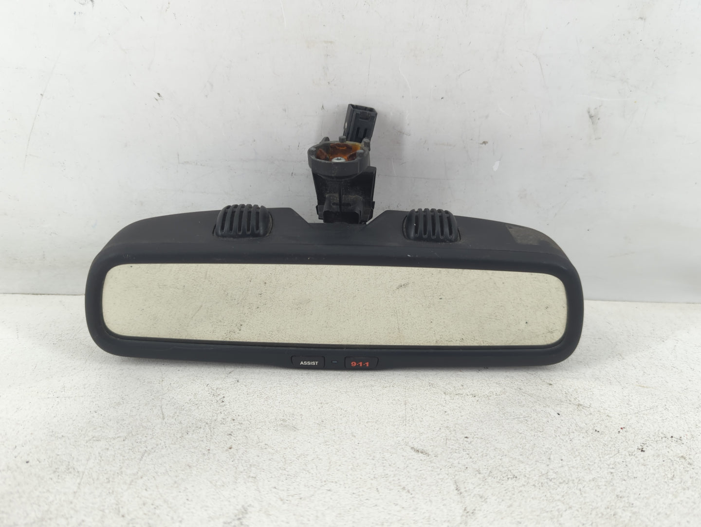 2016 Chrysler 200 Interior Rear View Mirror Replacement OEM P/N:E11028017 Fits OEM Used Auto Parts - Oemusedautoparts1.com