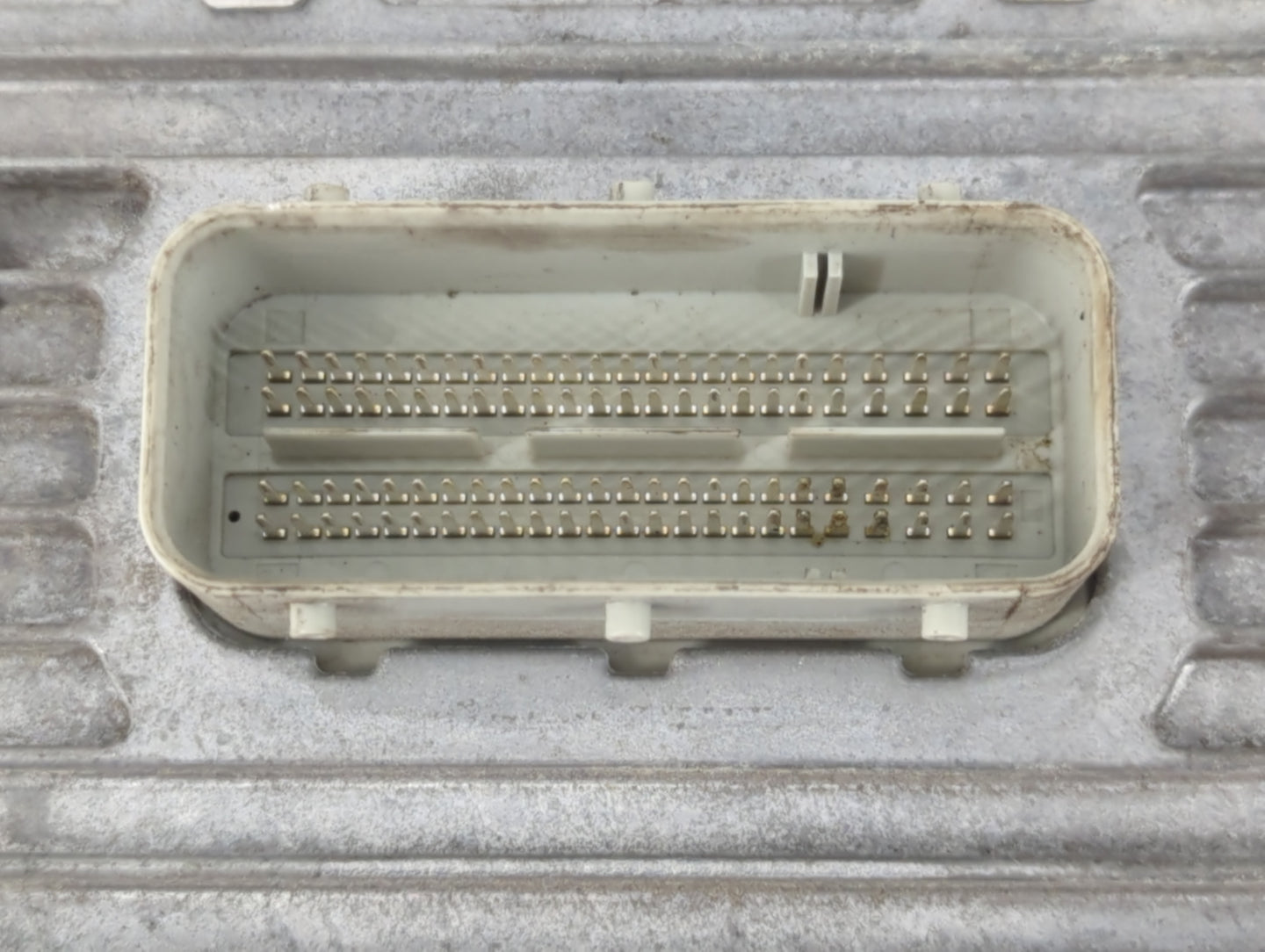 2016-2017 Chrysler 200 PCM Engine Control Computer ECU ECM PCU OEM P/N:P68259137AA Fits Fits 2016 2017 OEM Used Auto Parts -