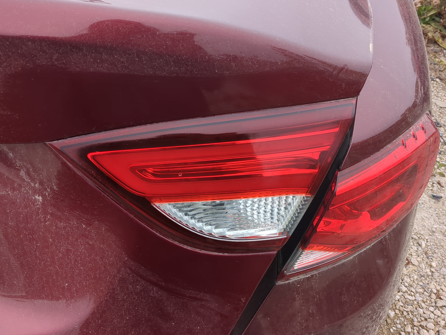Tail Lights 2016 CHRYSLER 200 - Oemusedautoparts1.com