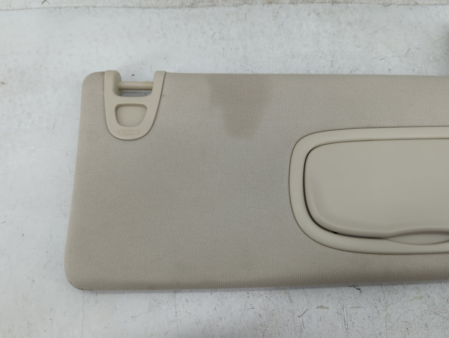 2016-2017 Chrysler 200 Sun Visor Shade Replacement Passenger Right Mirror Fits Fits 2016 2017 OEM Used Auto Parts - Oemuseda