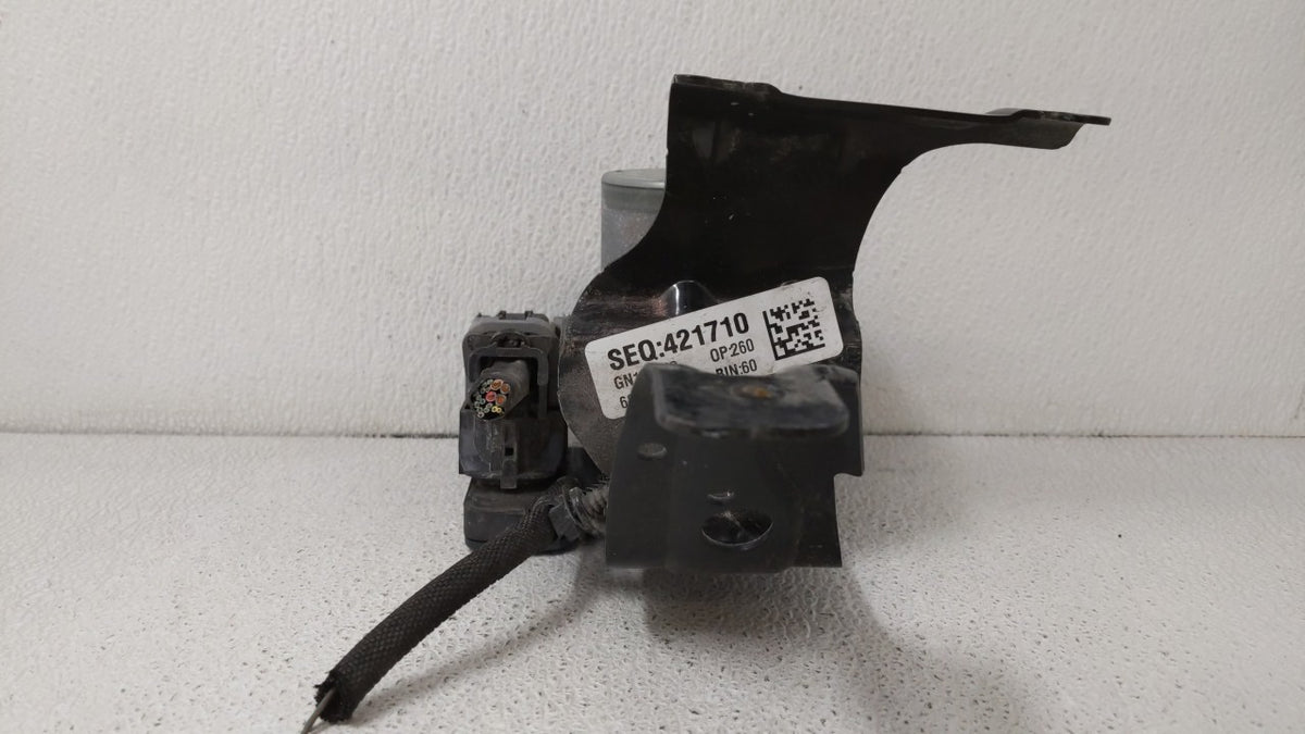 2016 Chrysler 200 Anti-Lock Brake ABS Pump Module Actuator OEM P/N:68267002AC Fits OEM Used Auto Parts - Oemusedautoparts1.c