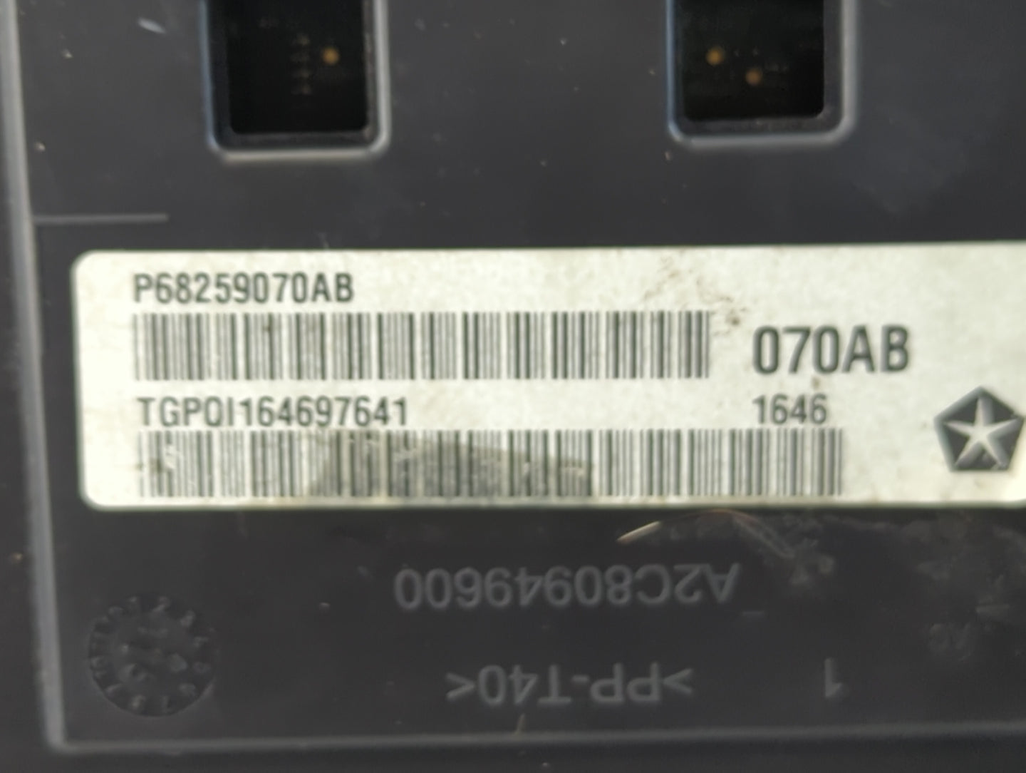 2016 Chrysler 200 Instrument Cluster Speedometer Gauges P/N:P68259070AB Fits OEM Used Auto Parts - Oemusedautoparts1.com