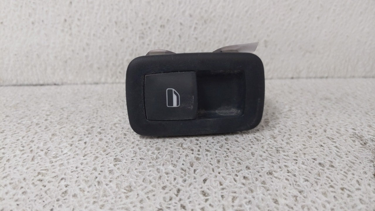2016 Chrysler 200 Passeneger Right Power Window Switch 68214156aa - Oemusedautoparts1.com