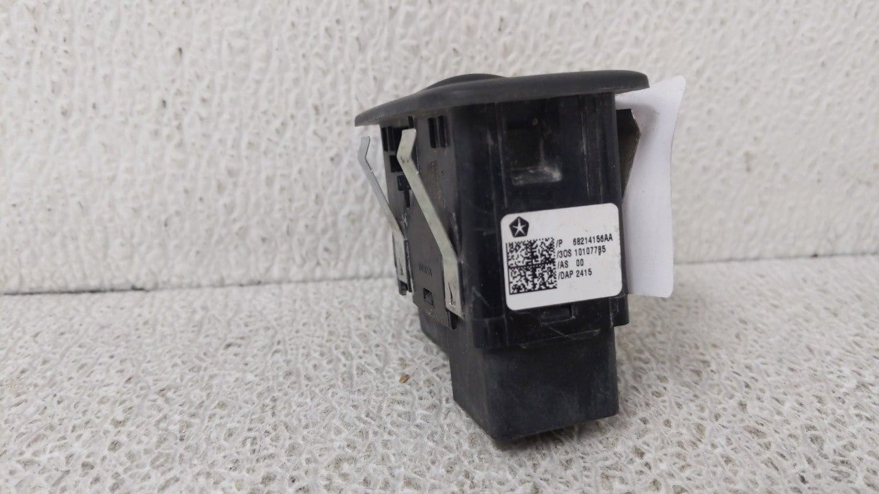 2016 Chrysler 200 Passeneger Right Power Window Switch 68214156aa - Oemusedautoparts1.com