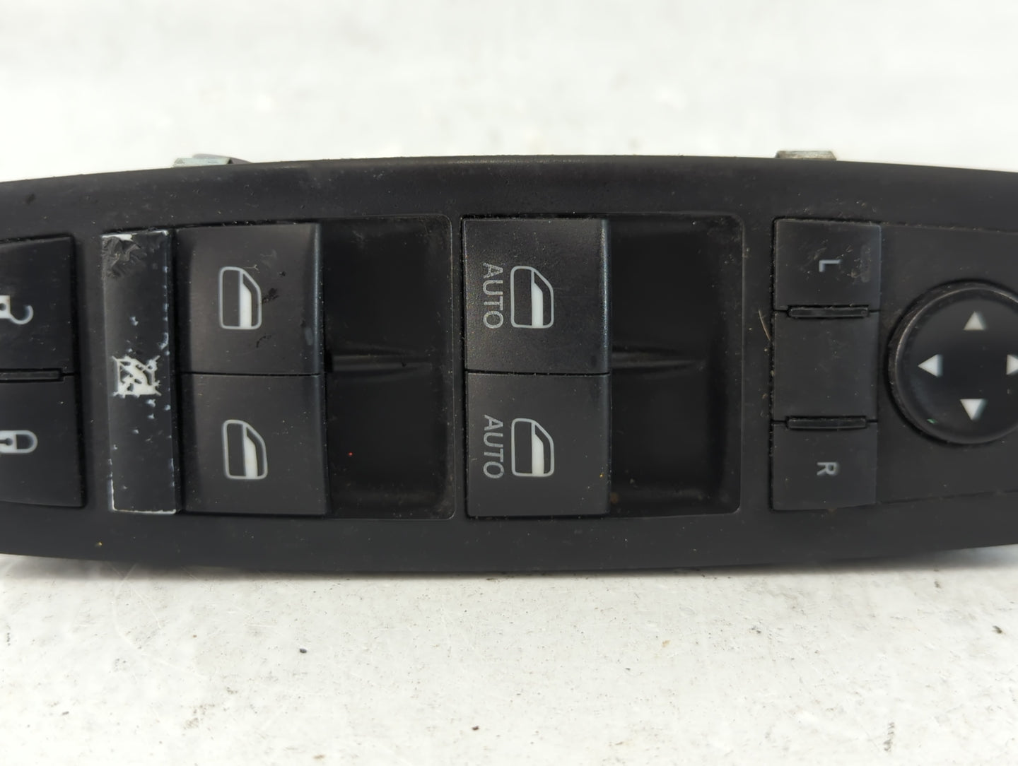 2016 Chrysler 300 Master Power Window Switch Replacement Driver Side Left P/N:68262253AC Fits OEM Used Auto Parts - Oemuseda