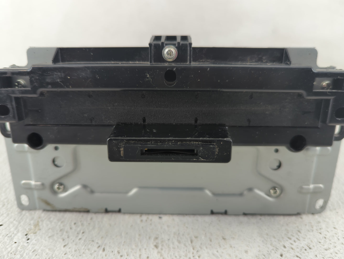 2014 Chrysler 300 Radio AM FM Cd Player Receiver Replacement P/N:P68210553AF Fits OEM Used Auto Parts - Oemusedautoparts1.co
