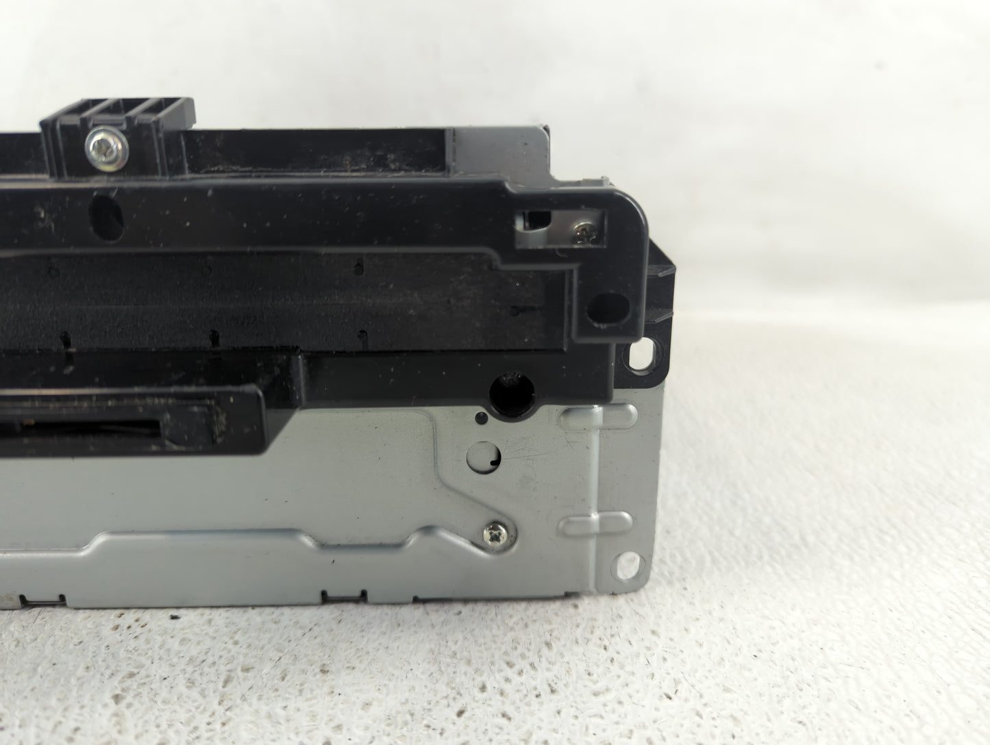2014 Chrysler 300 Radio AM FM Cd Player Receiver Replacement P/N:P68210553AF Fits OEM Used Auto Parts - Oemusedautoparts1.co