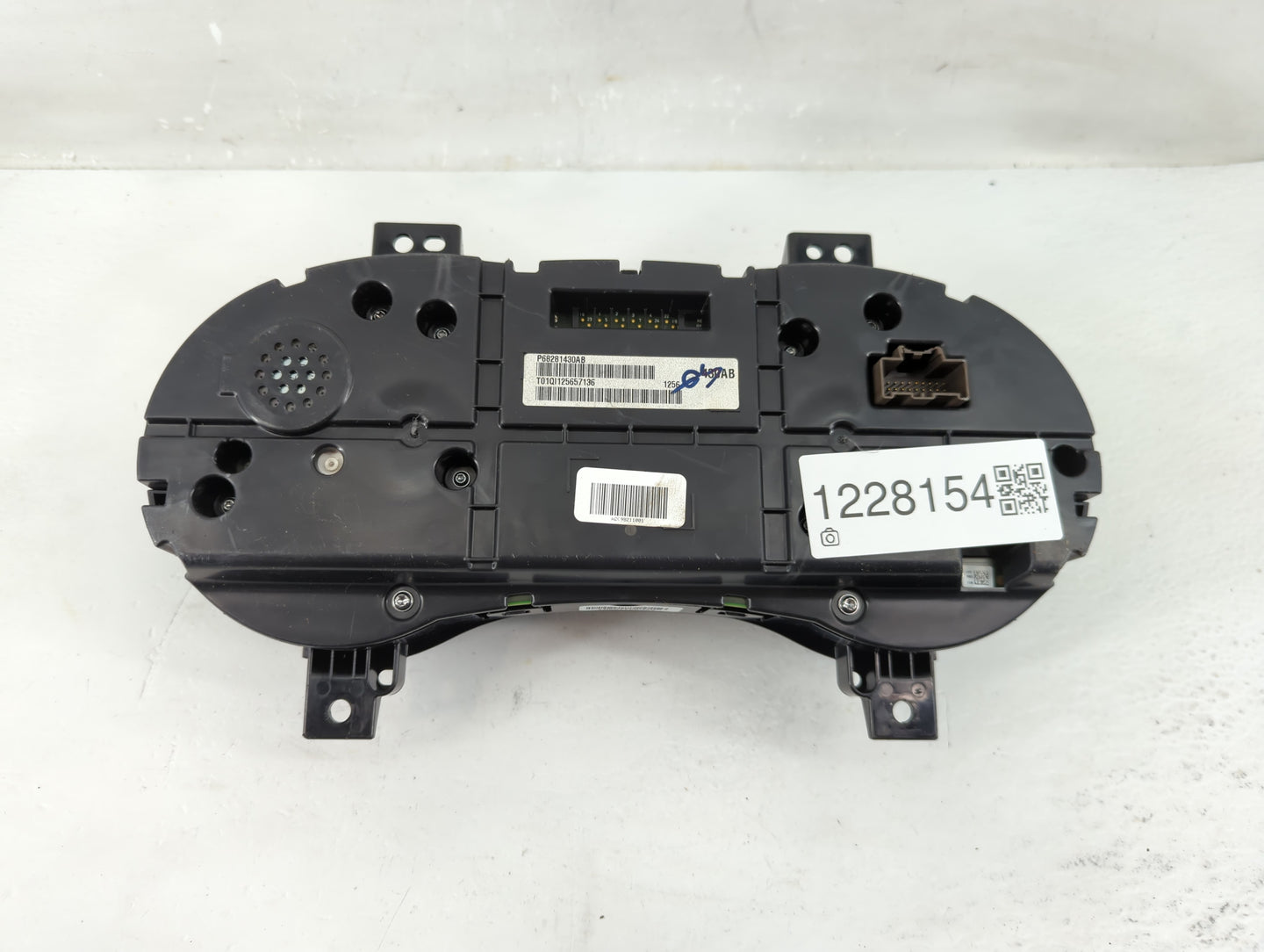 2016 Chrysler 300 Instrument Cluster Speedometer Gauges P/N:P68281430AB Fits OEM Used Auto Parts - Oemusedautoparts1.com