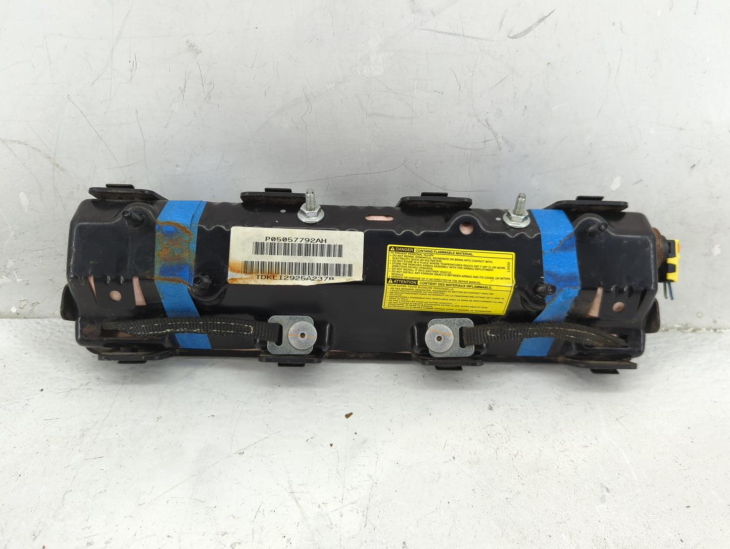 2011-2022 Chrysler 300 Air Bag Driver Left Knee OEM P/N:P05057792AH Fits OEM Used Auto Parts - Oemusedautoparts1.com